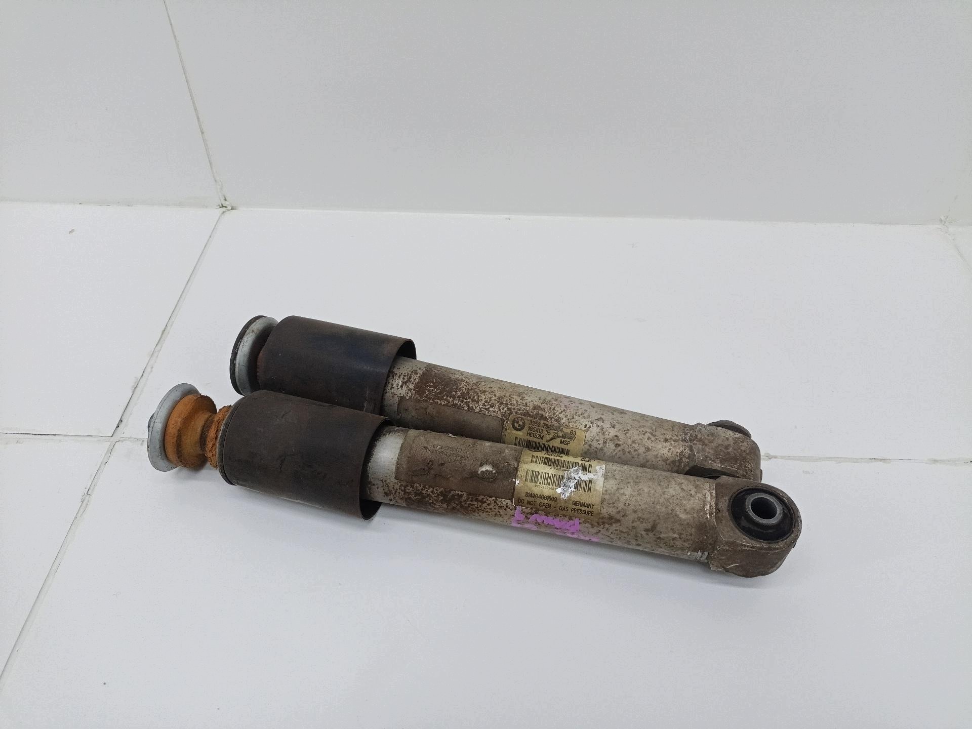 amortizer stražnji dio BMW 5 E60/E61 facelift E61 2007 7905334