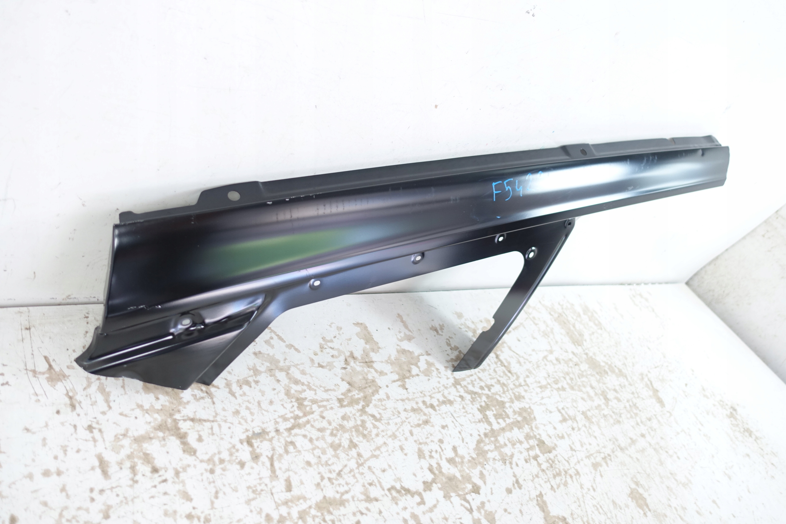 OPEL INSIGNIA B KOMBI 2016- side upper right rear part YR00676380