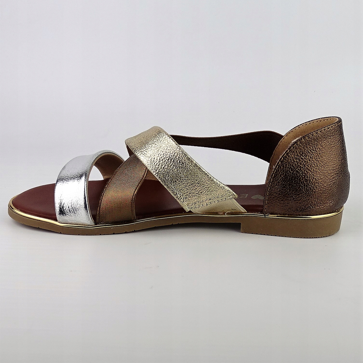 SANDAŁY DZIEWCZĘCE WSUWANE PŁASKIE roz 36 Materiał skóra ekologiczna