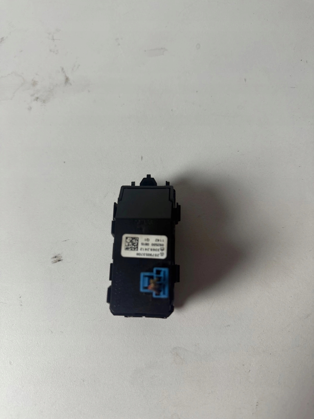light switch of warning lights Mercedes E Klasa IV W212