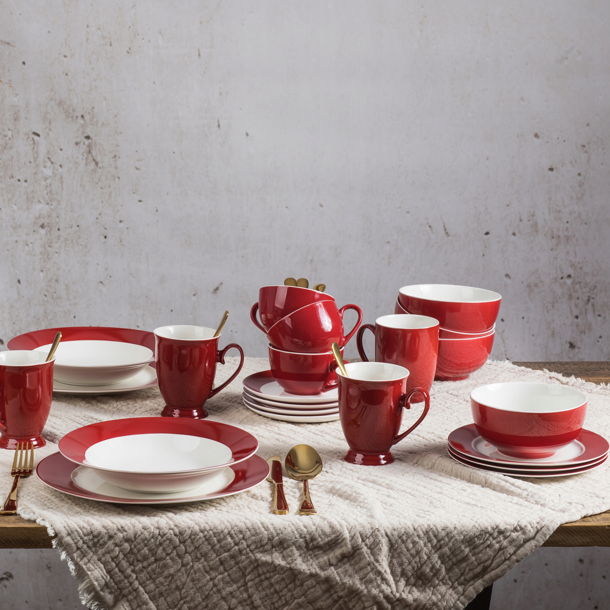 45607 Spodek Aura Red 15,5 cm AMBITION Marka Ambition