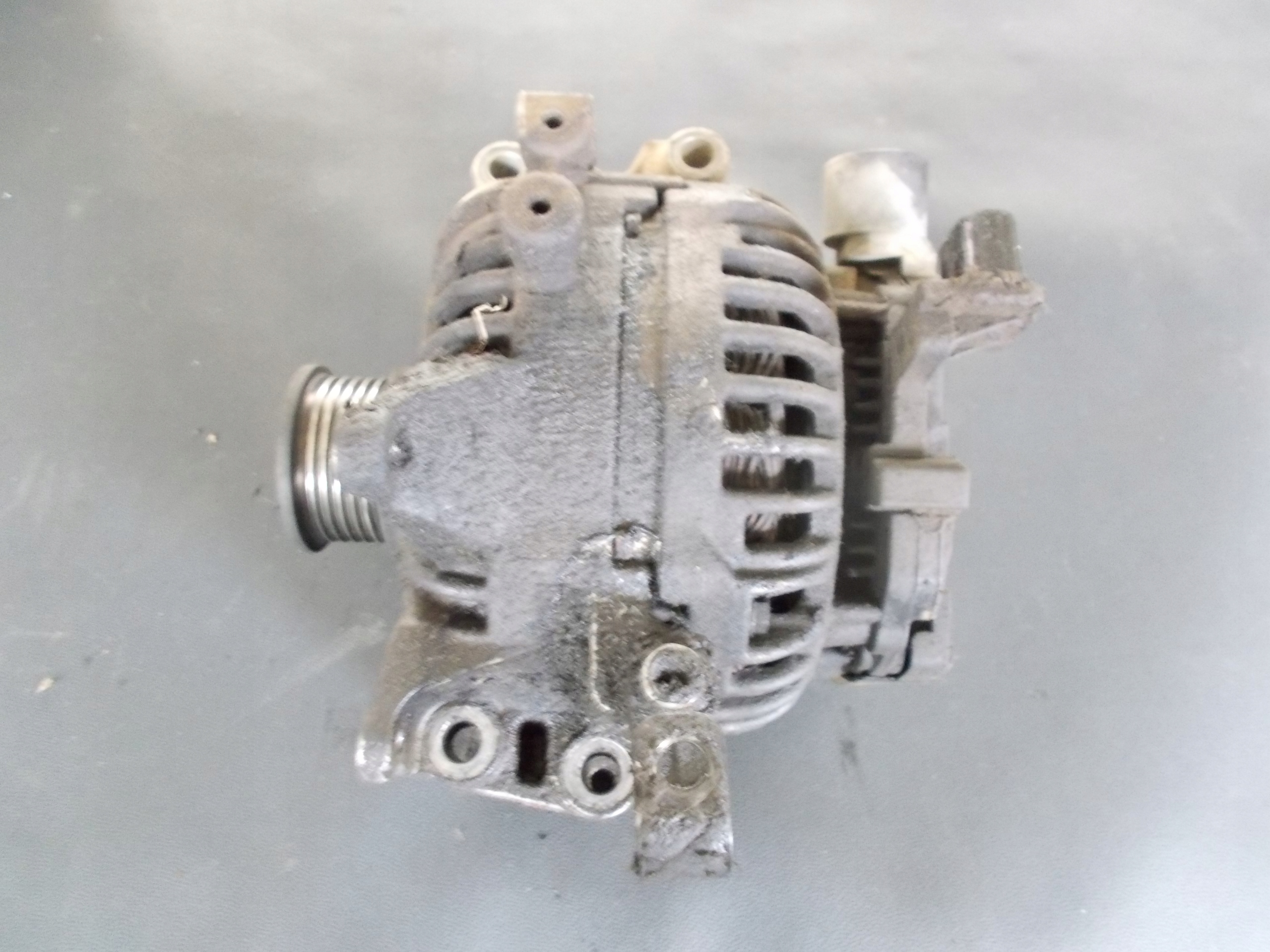 ALTERNATOR MERCEDES W211 2.7 CDI 2.2