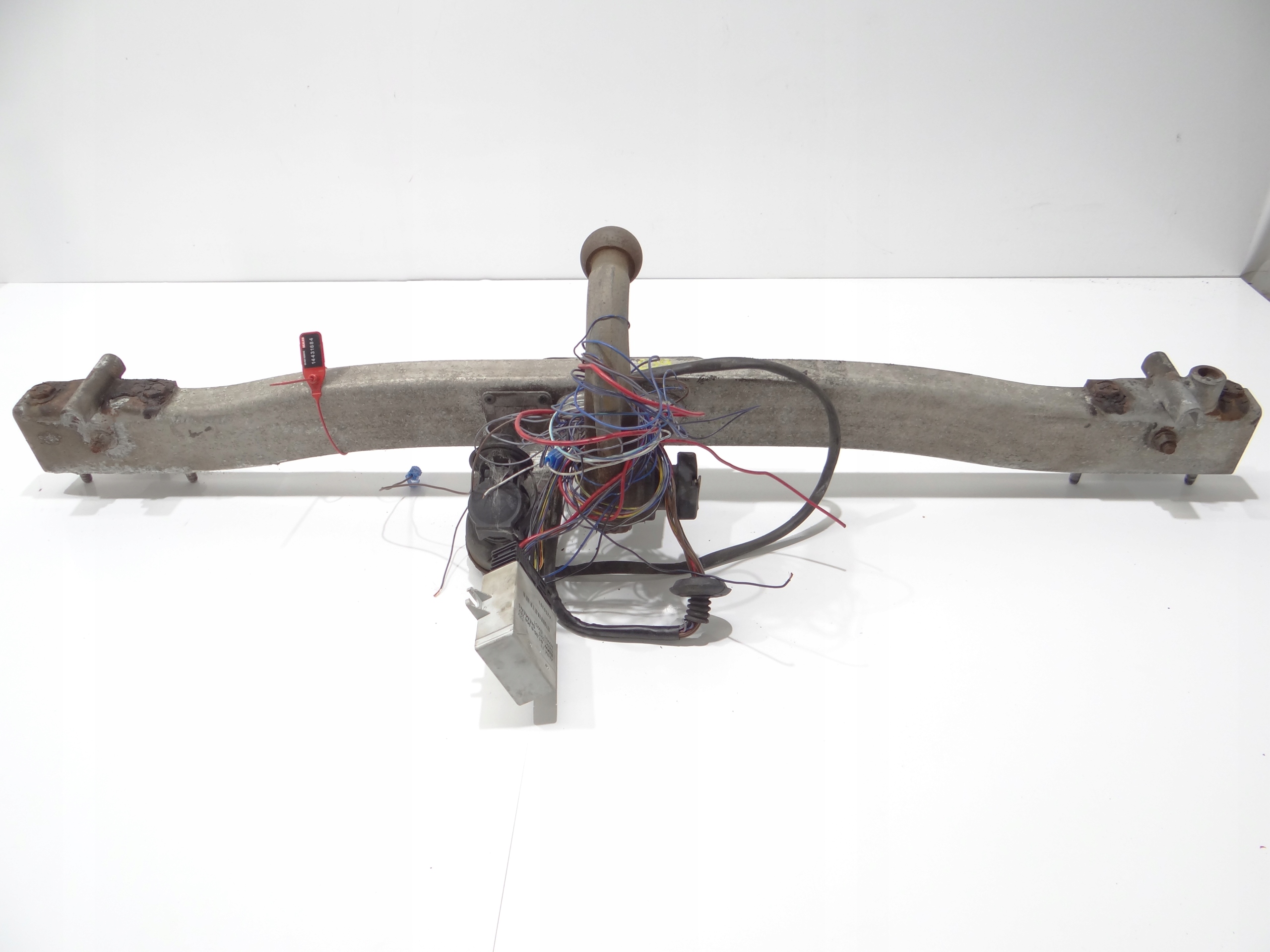 HAK HOLOWNICZY BMW E39 KOMBI