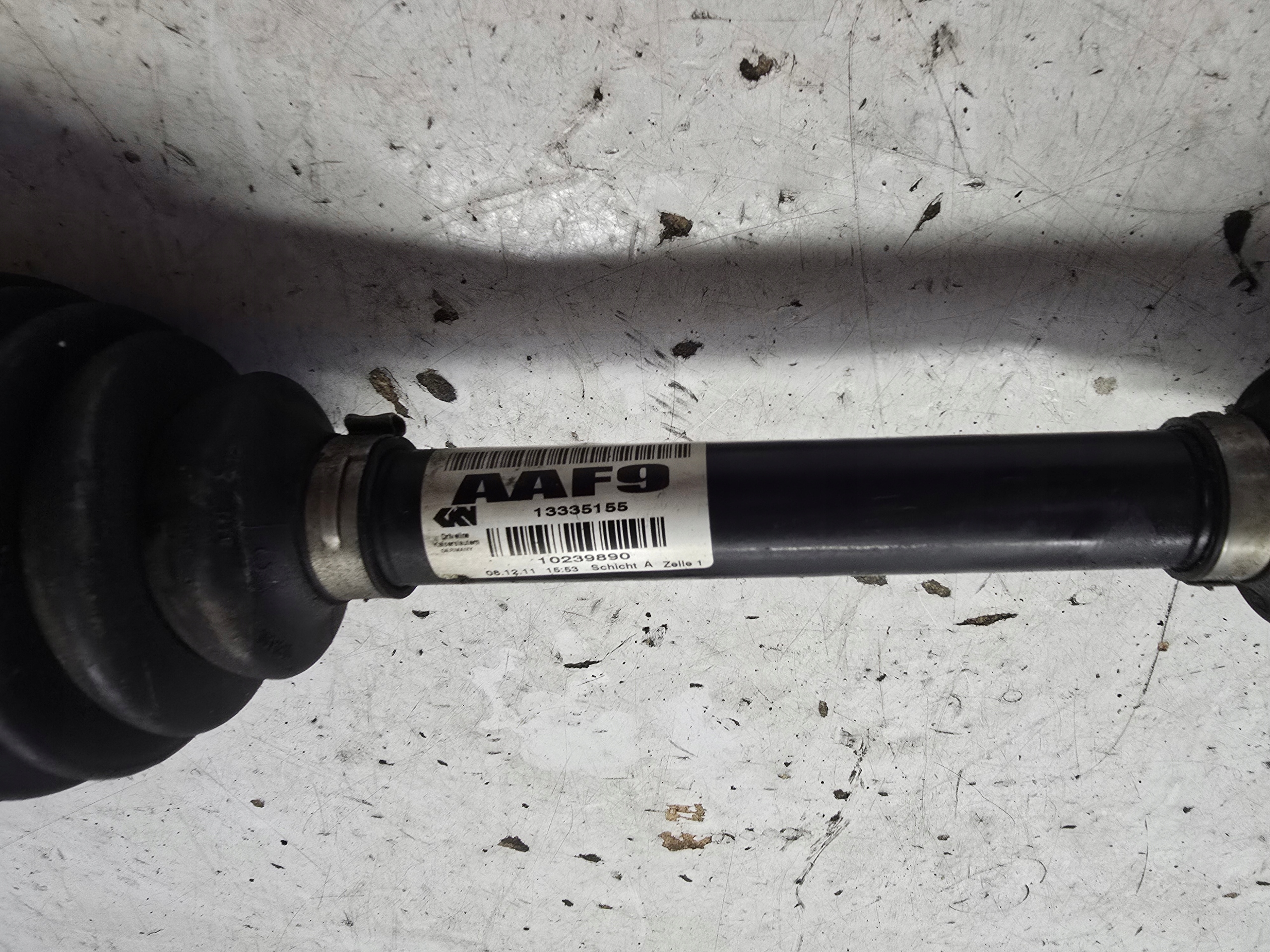OPEL ASTRA J GTC 3D semi-axis left 13335155 AAF9 1.4T M32