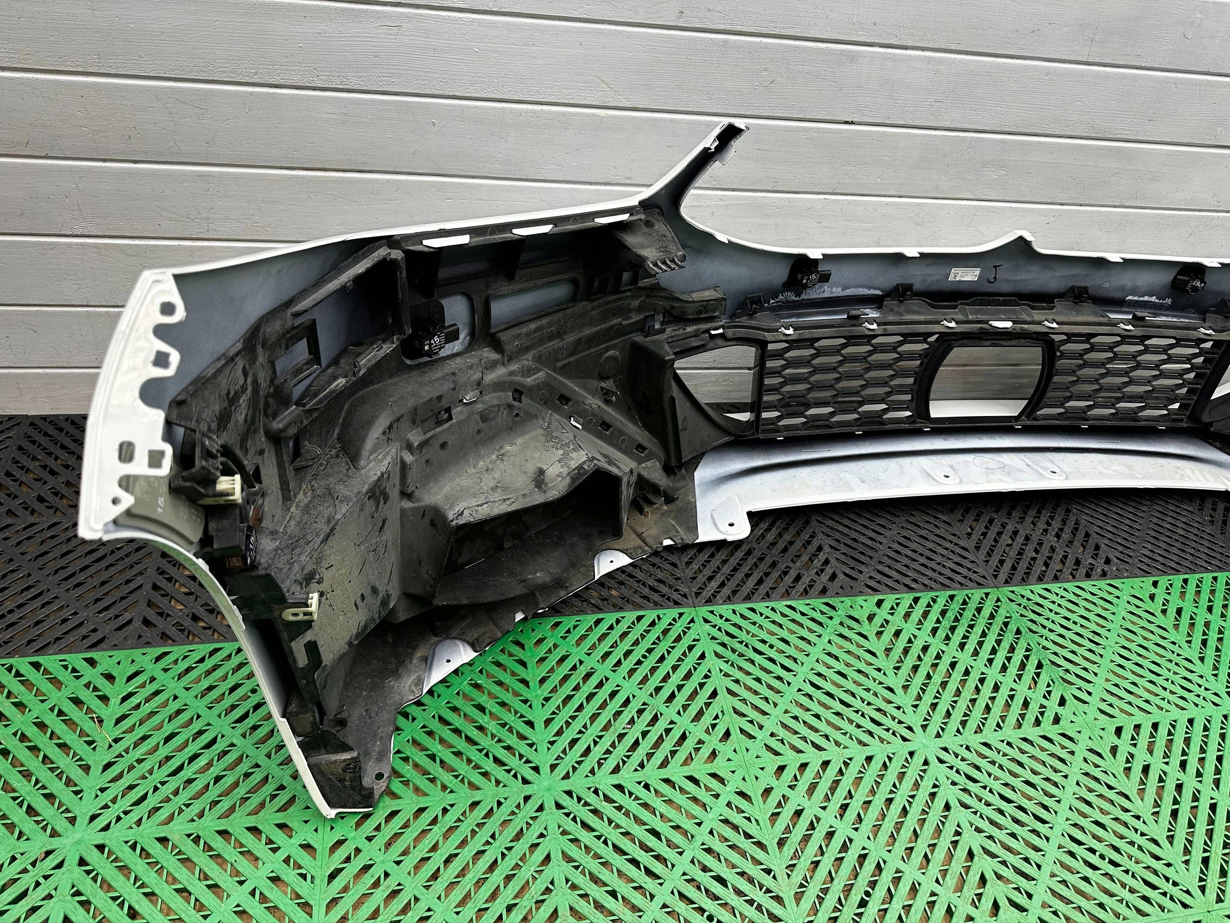 front bumper front BMW 8 G14 G15 G16 USA