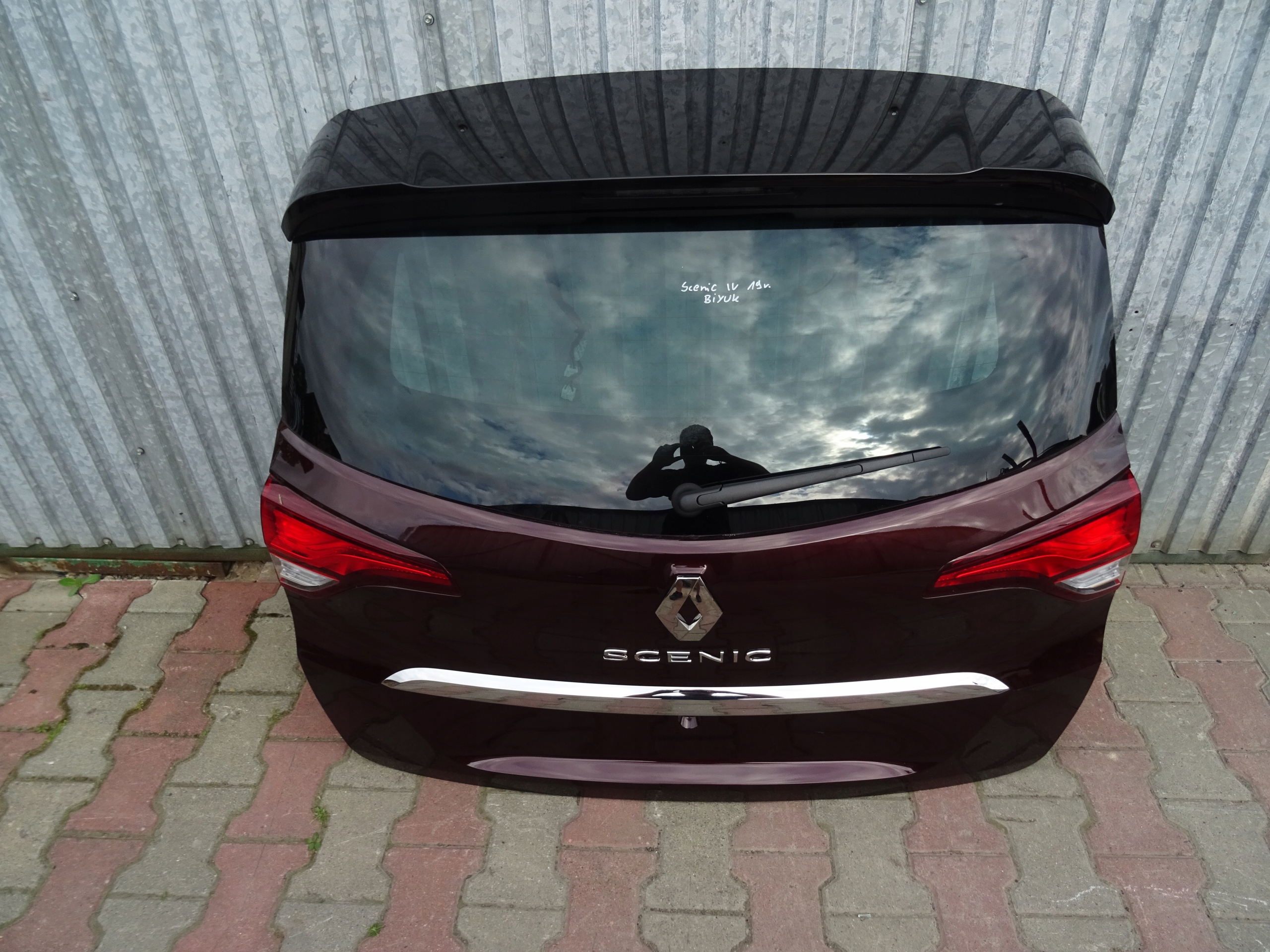 Kompletna Klapa Bagażnika Renault Scenic IV 19r