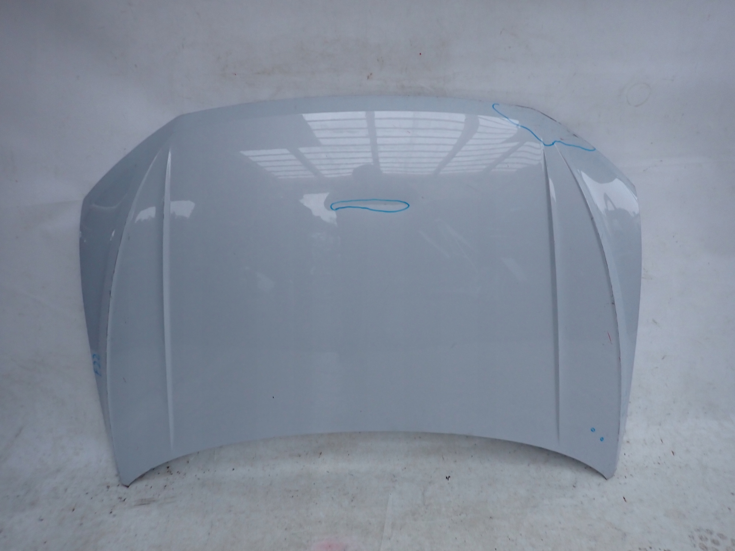 VW T-ROC 17-> bonnet