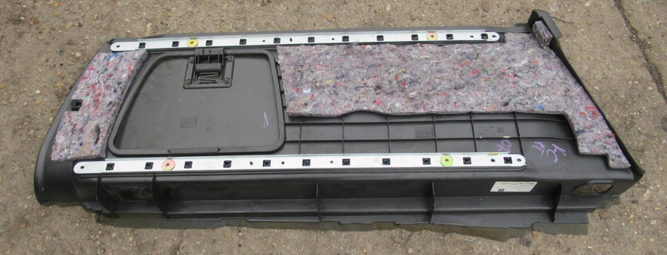 OPEL VECTRA C 07R KOMBI boot upholstery right
