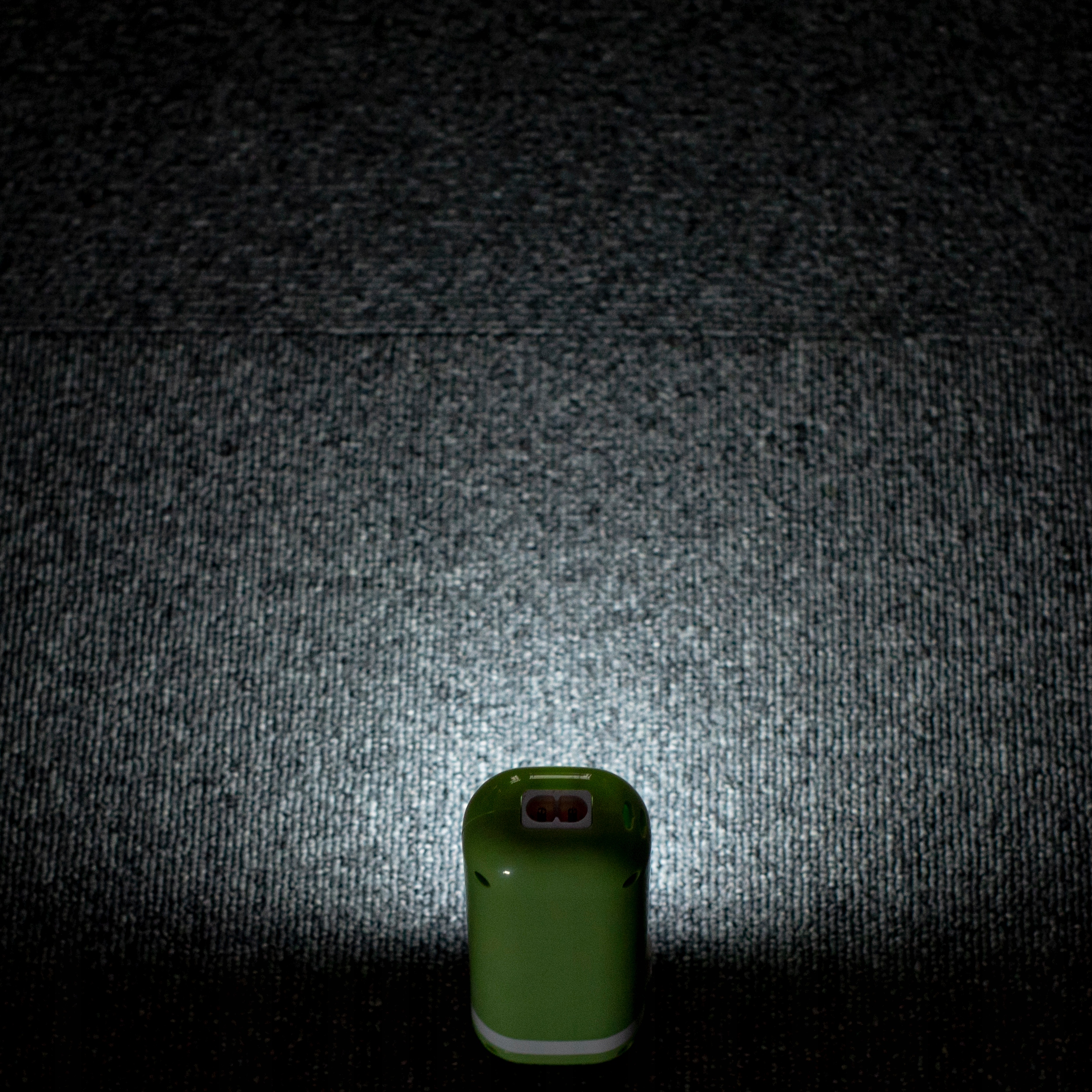 LATARKA LED AKU ZE ŚWIATŁEM BOCZNYM ŁADOWALNA 230V Rodzaj klasyczna