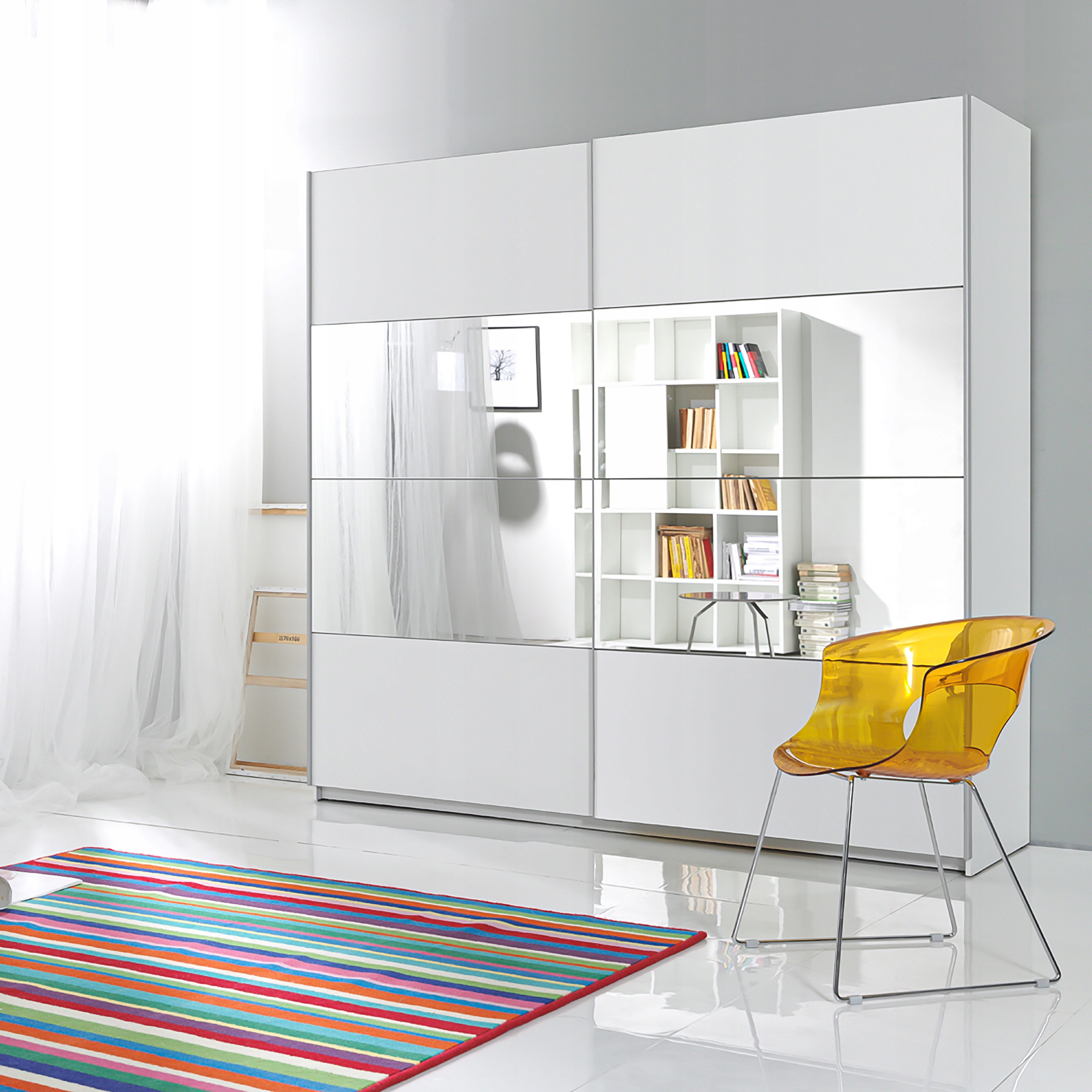 Skříň dvoudveřová Bettina 221 cm Skříň se zrcadlem Posuvná bílá