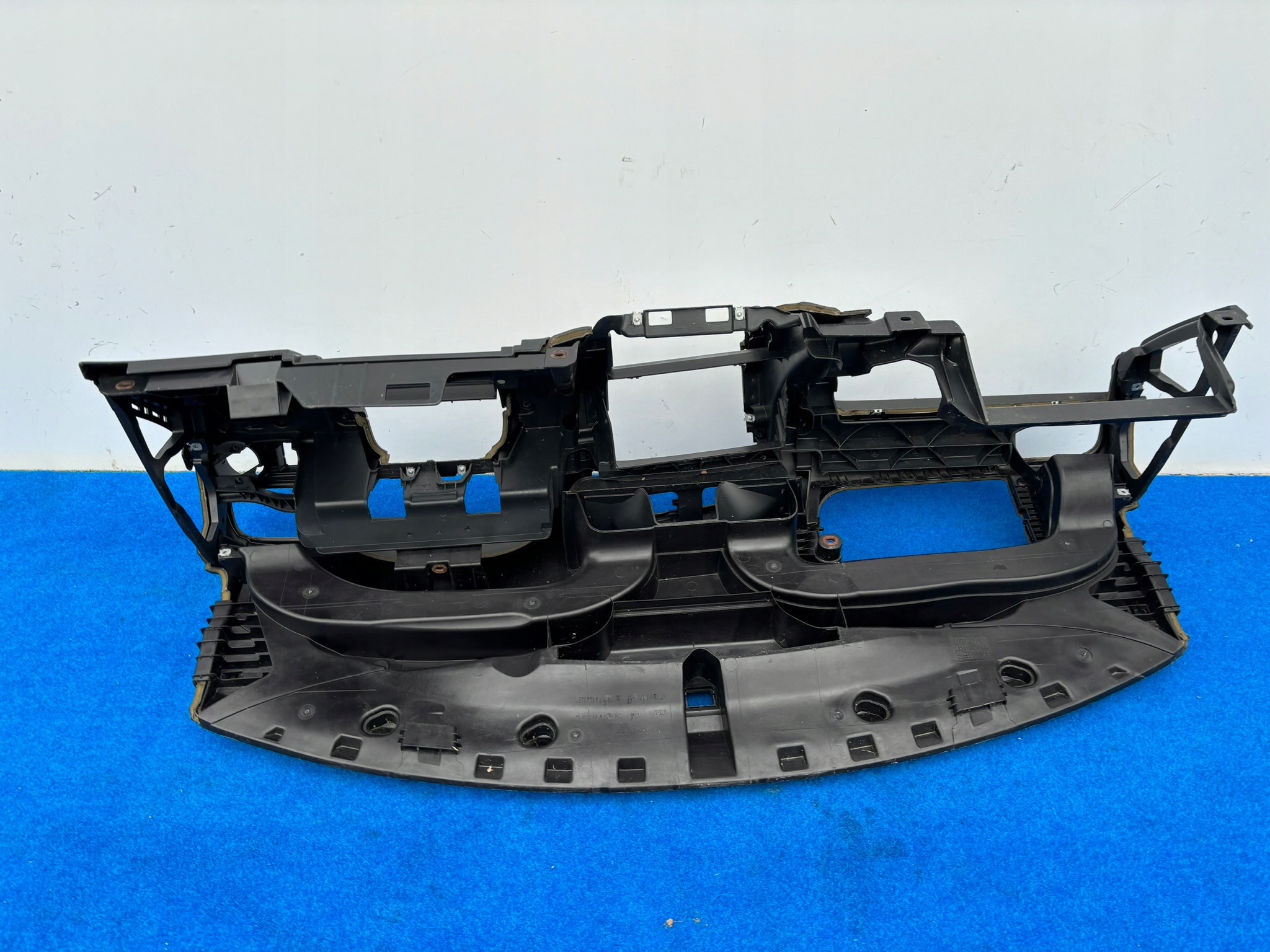 VW POLO 6R 6C console dashboard instrument panel cockpit 6R1857004A RO17C