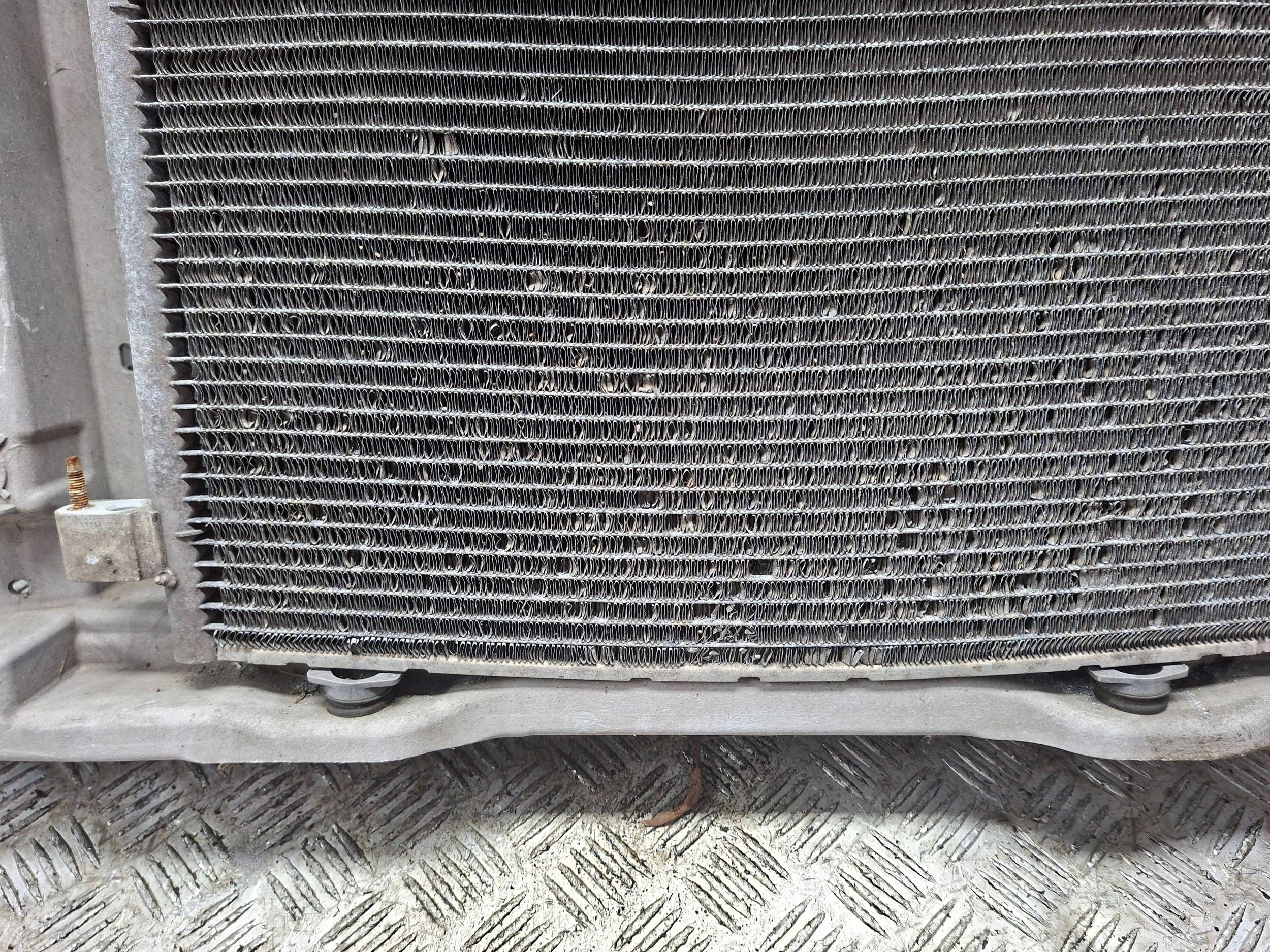 Schlossträger Lüfter CITROEN C3 II 1.4 8V 2009