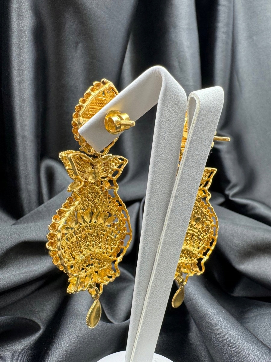 Unikatowe Wiszące Złote Kolczyki Rękodzieło 32,28G P750 7,5CM 18K Kolor dominujący złoty