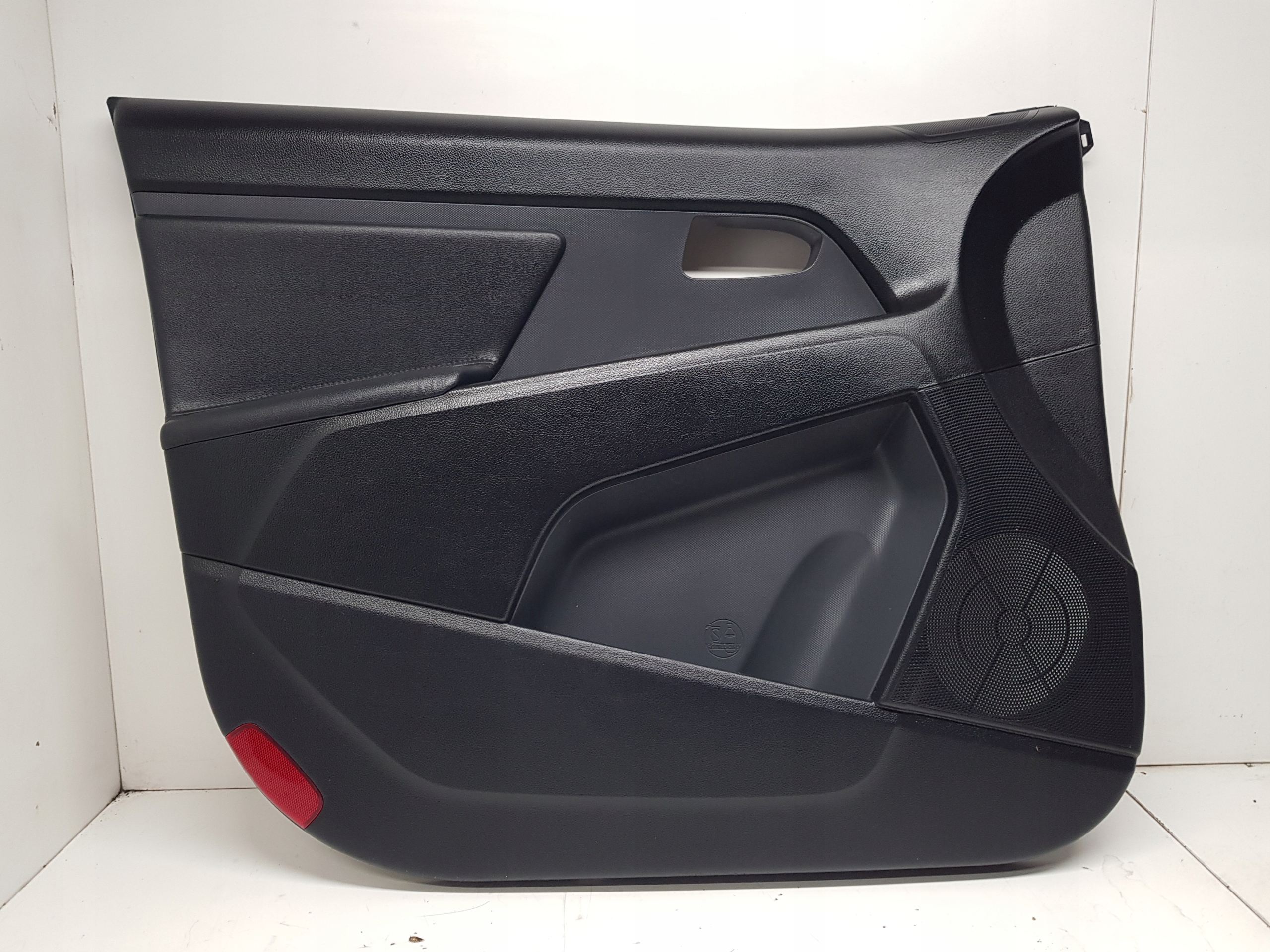 KIA SPORTAGE III BOCZEK TAPICERKA DRZWI LEWY PRZÓD