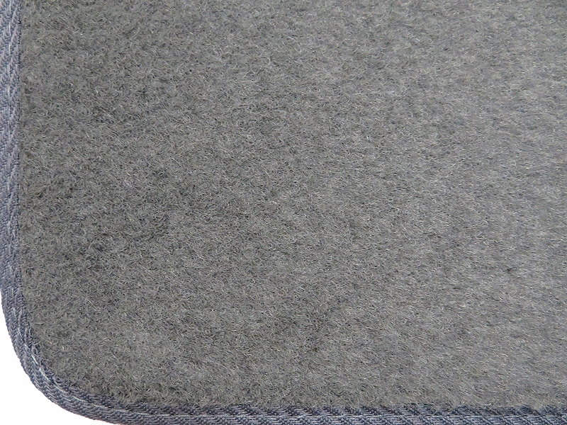 MERCEDES ACTROS MP4 11- PNEUM dywaniki welur STD s EAN (GTIN) 5905326391724