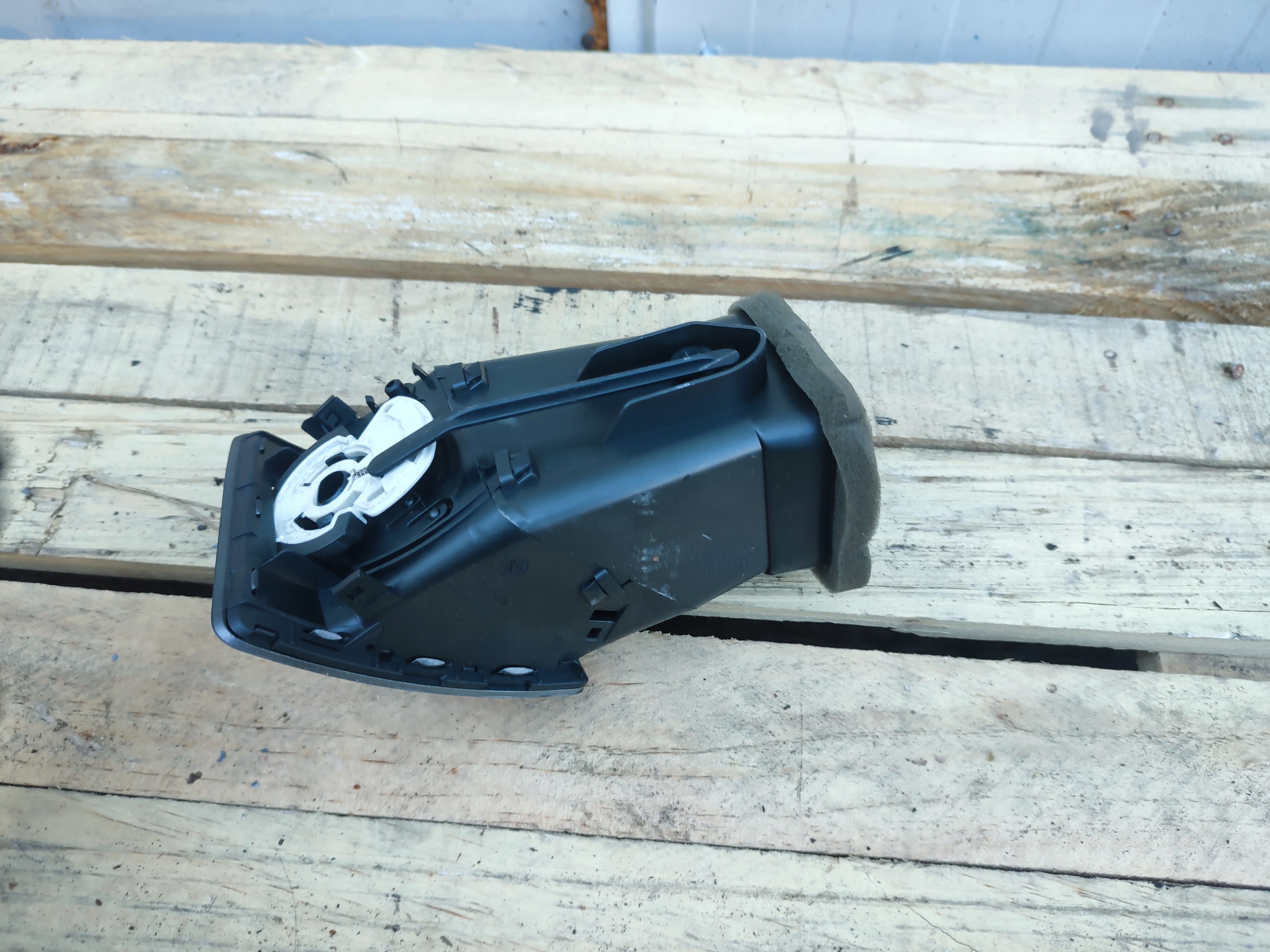 grid air conditioning devices intake consoles right right OPEL ASTRA J 13300551