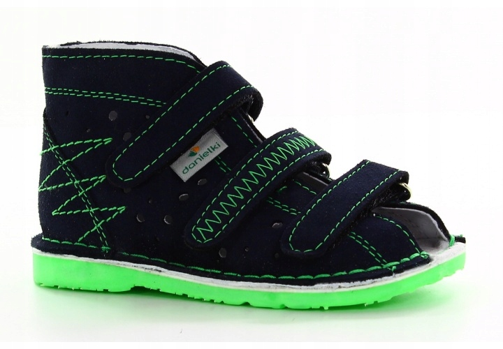 Danielki kapcie profilaktyczne TA115 r 29 granat Z