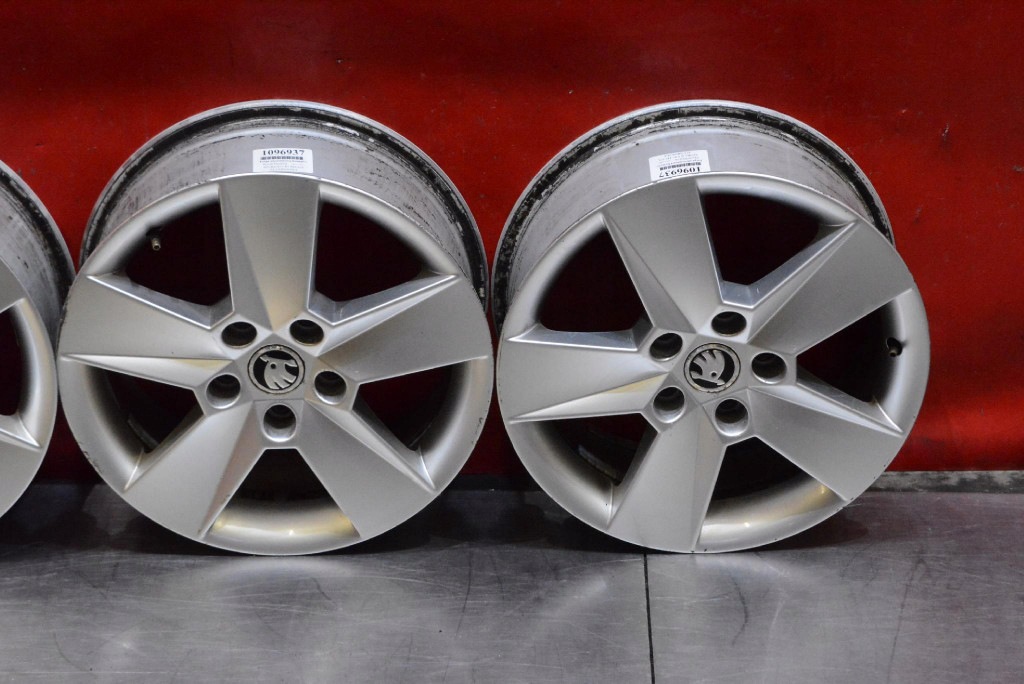 disk hliníkový Skoda OE OCTAVIA 6.5" x 16" 5x112 ET 45