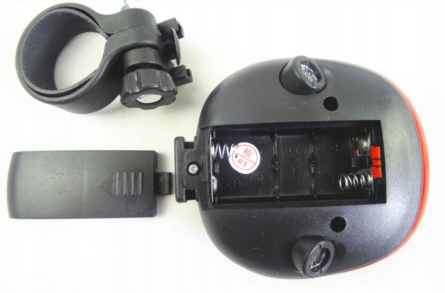 LAMPKA ROWEROWA TYLNA 5 LED - 7 TRYBÓW + LASER Zasilanie bateria