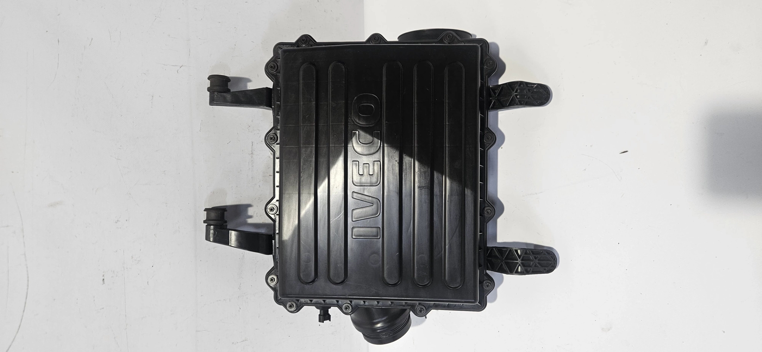 Gehäuse filter luft IVECO DAILY IV 14- 2.3 HPI Original 5801353825