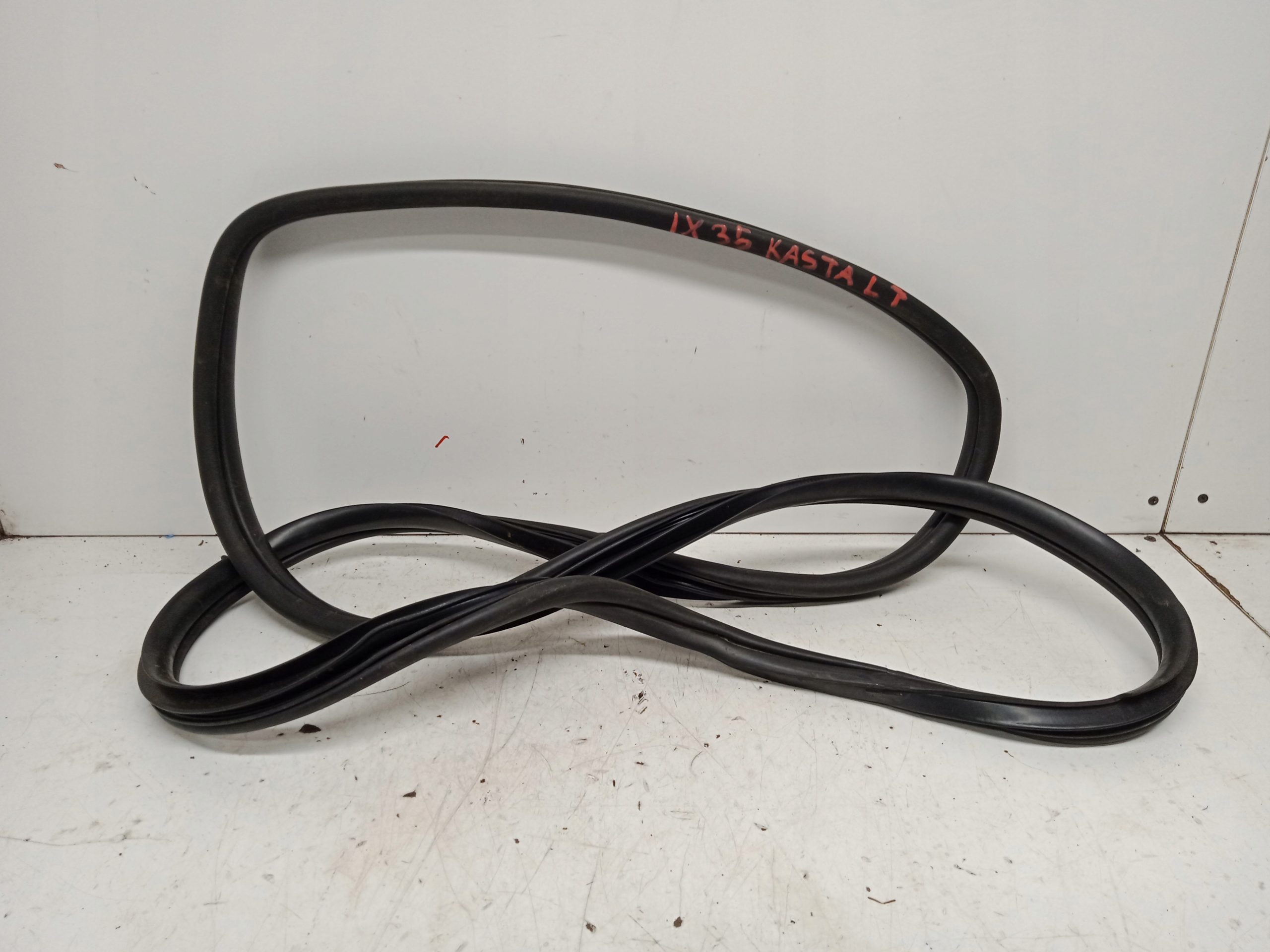 HYUNDAI IX35 gasket bodywork left right rear part 2009