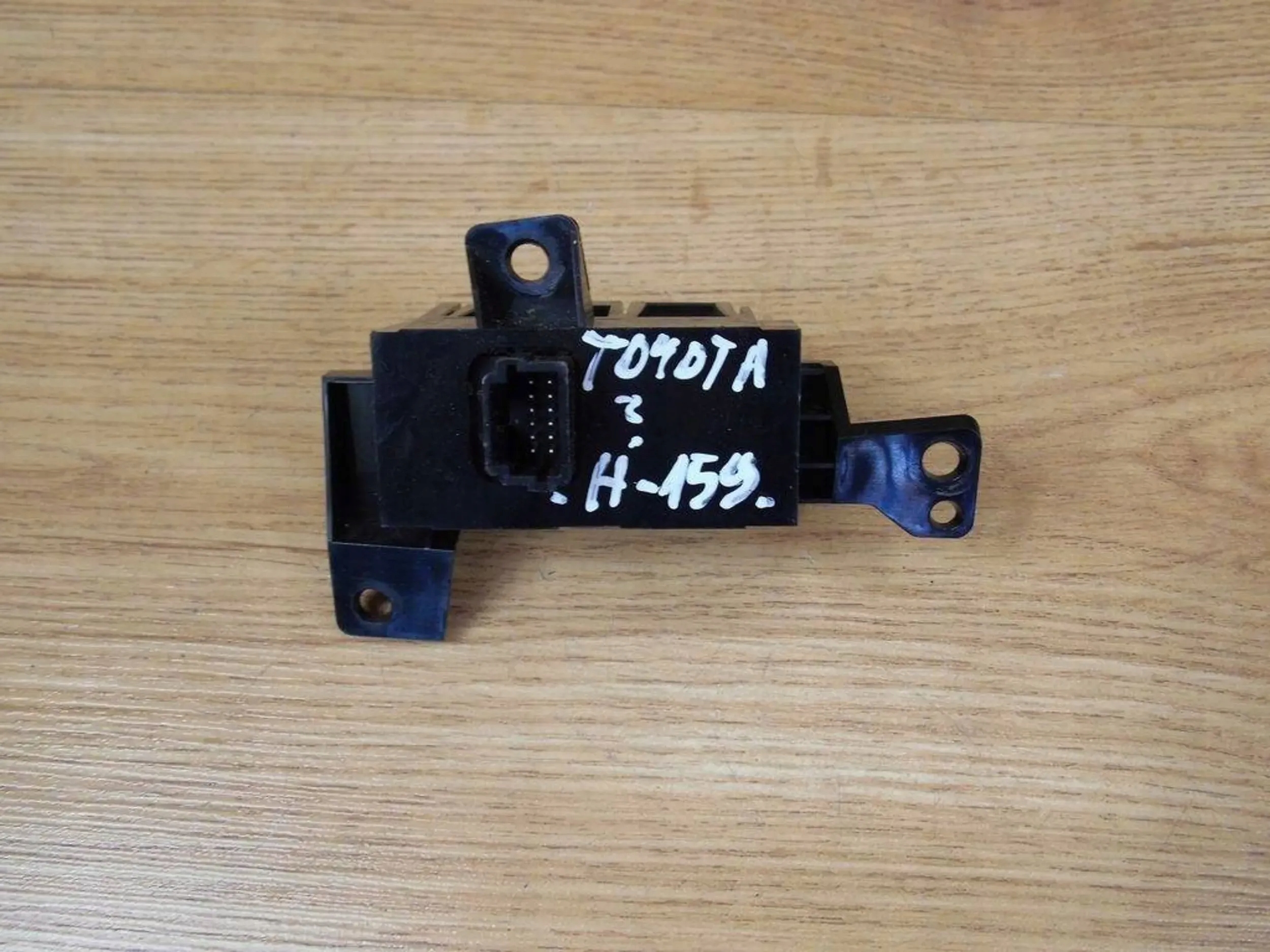 Infiniti Q50 button switch ESP of the opening bonnet AUTO