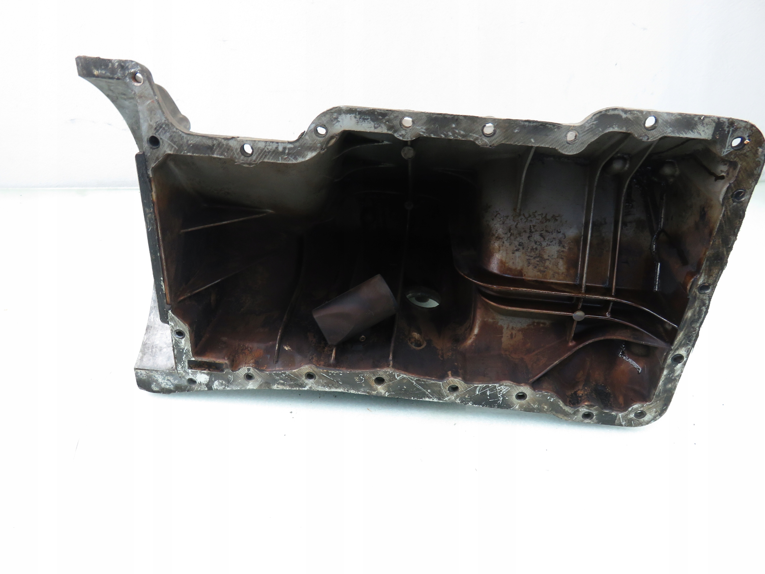 MISKA OLEJOWA MERCEDES W168 1.6 1660141302 Typ samochodu Samochody osobowe