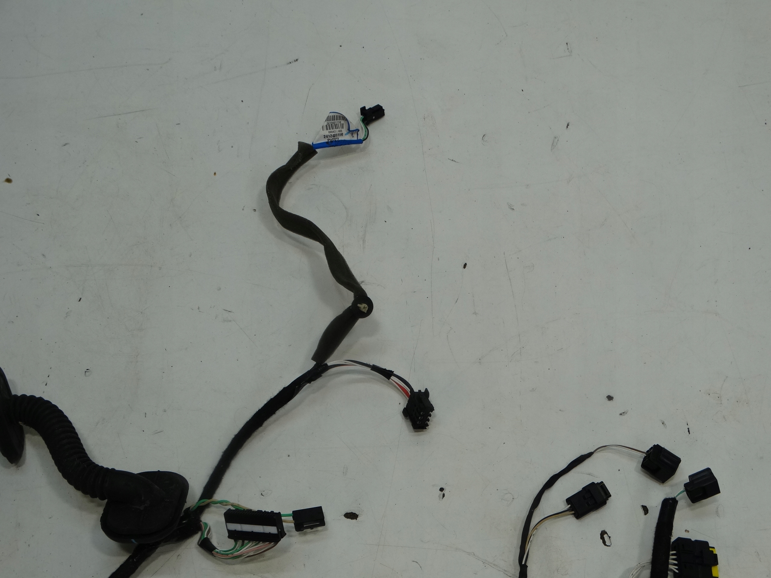 bundle wiring door right front RENAULT LAGUNA III KOMBI 241240111R