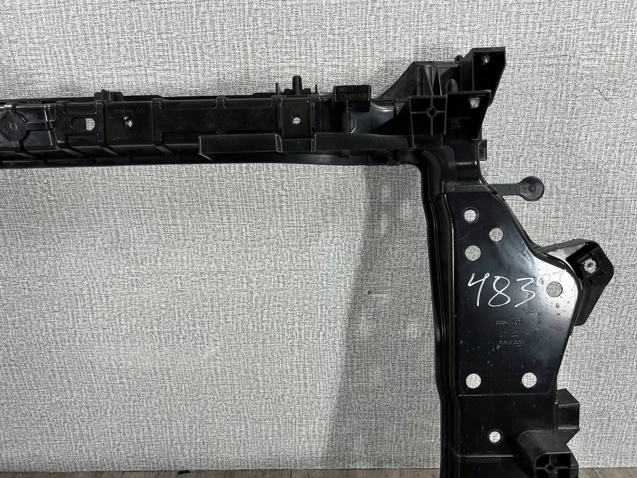 RENAULT CAPTUR 2019-> front body wall 625009677R