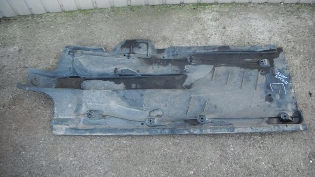 SKODA SEAT OSŁONA PODWOZIA LEWA 6RA825201