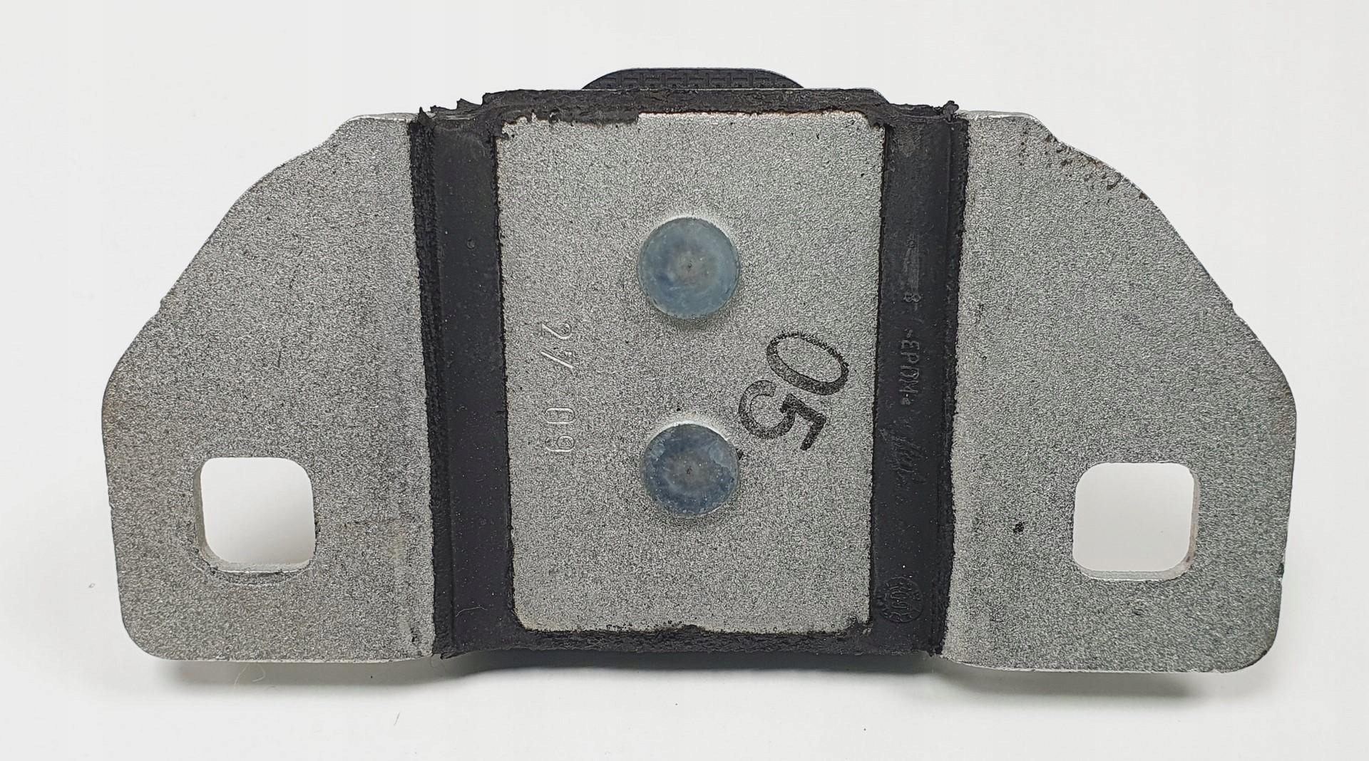 RYGIEL ZAMKA KLAPY TYŁ MERCEDES GLK X204 Typ samochodu Samochody osobowe