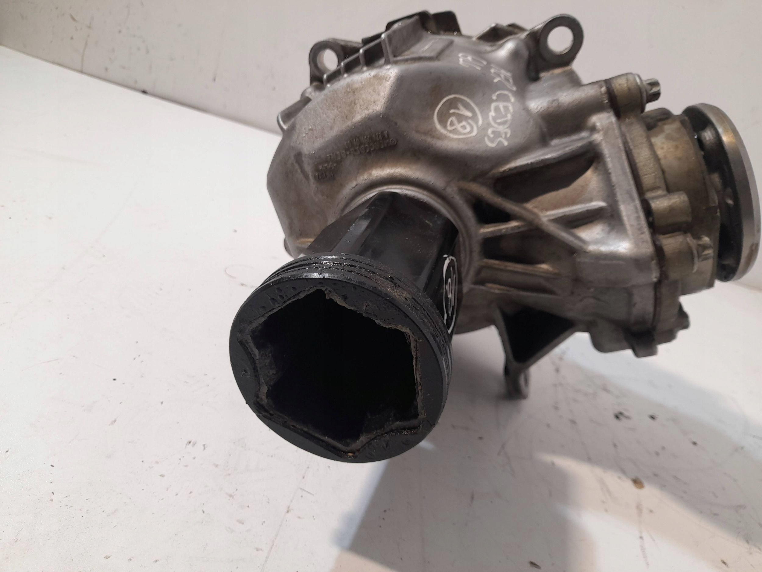 KIA Stinger 3,3 differenziale Anteriore REDUKTOR (291)