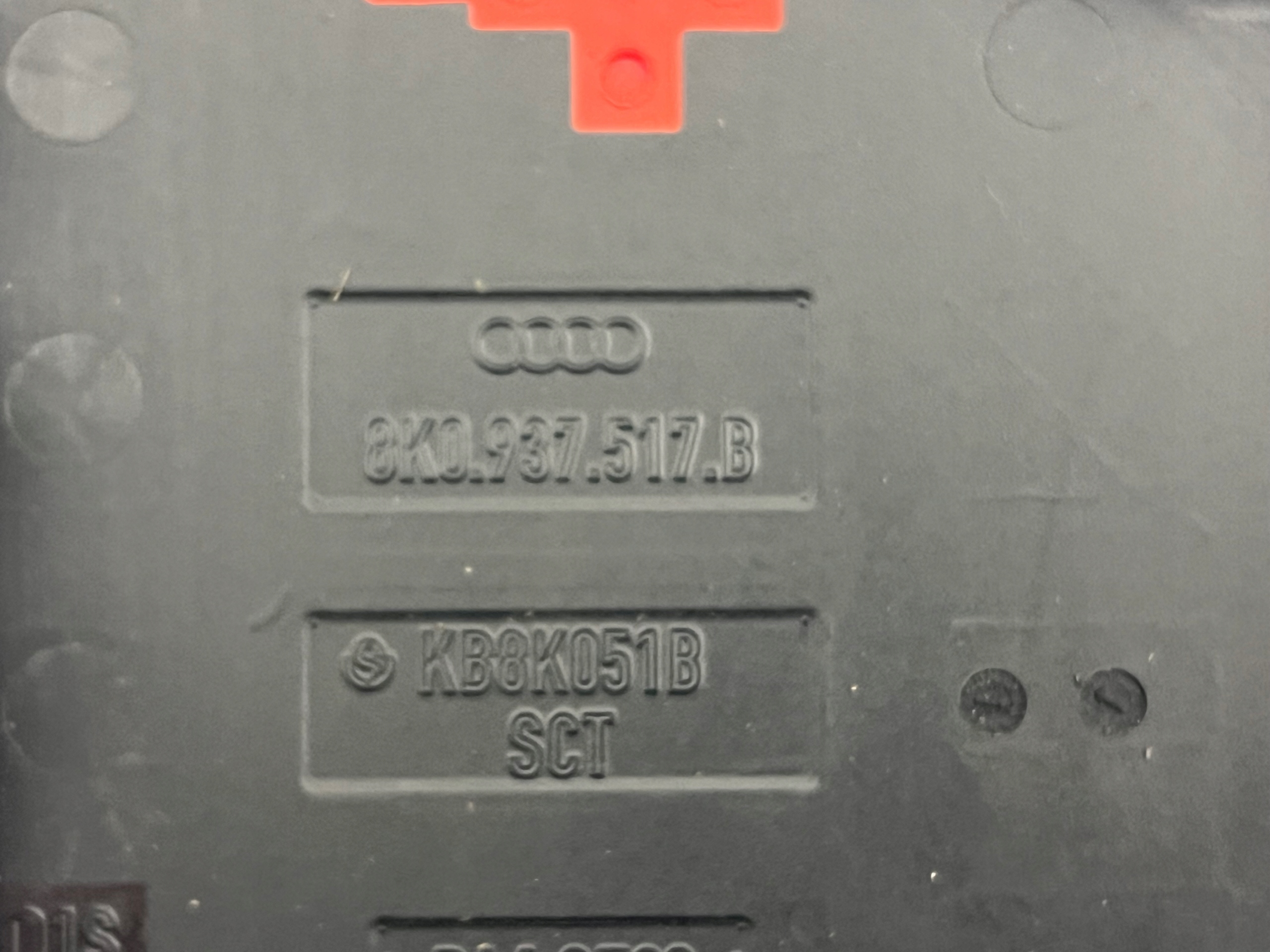 Originale ROZDZIELACZ PRADU AUDI A5 8T 8K0937517B