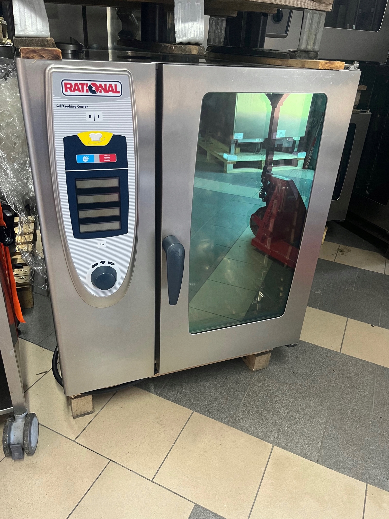 RATIONAL SCC101 e Piec Konwekcyjno Parowy 10 półek Kod producenta SCC101e