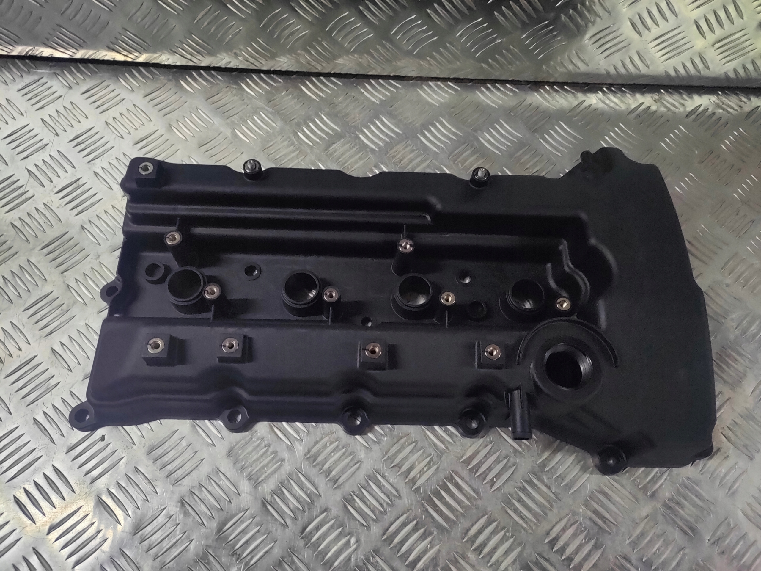 GENESIS COUPE 2013 2.0 POKRYWA ZAWORÓW GŁOWICY