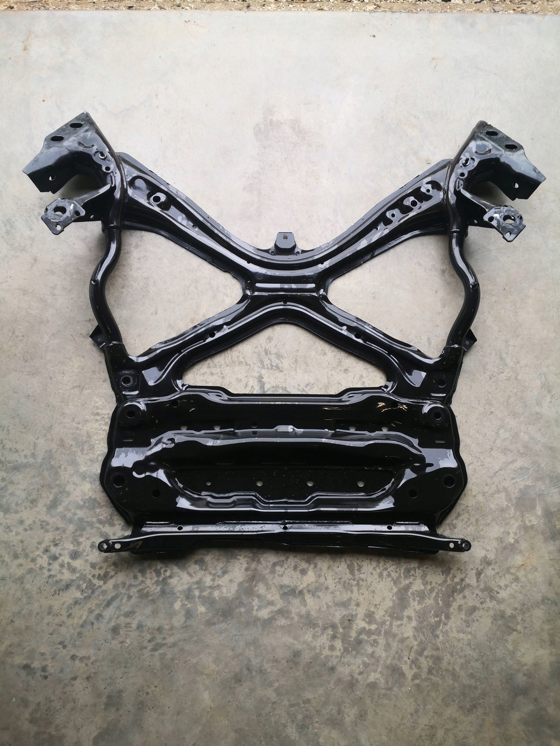 Sanki przód Audi A4 8W1399347H