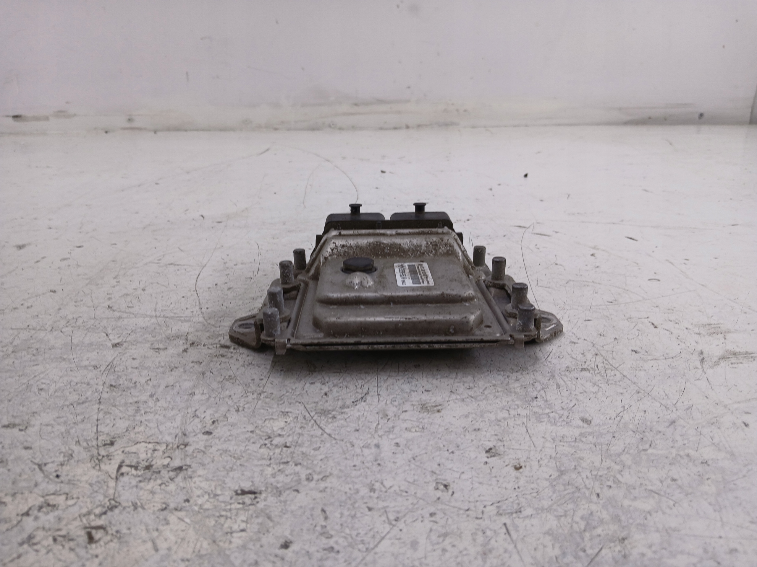 OPEL AGILA A 1.0 control unit computer of the engine 33920-85LN0