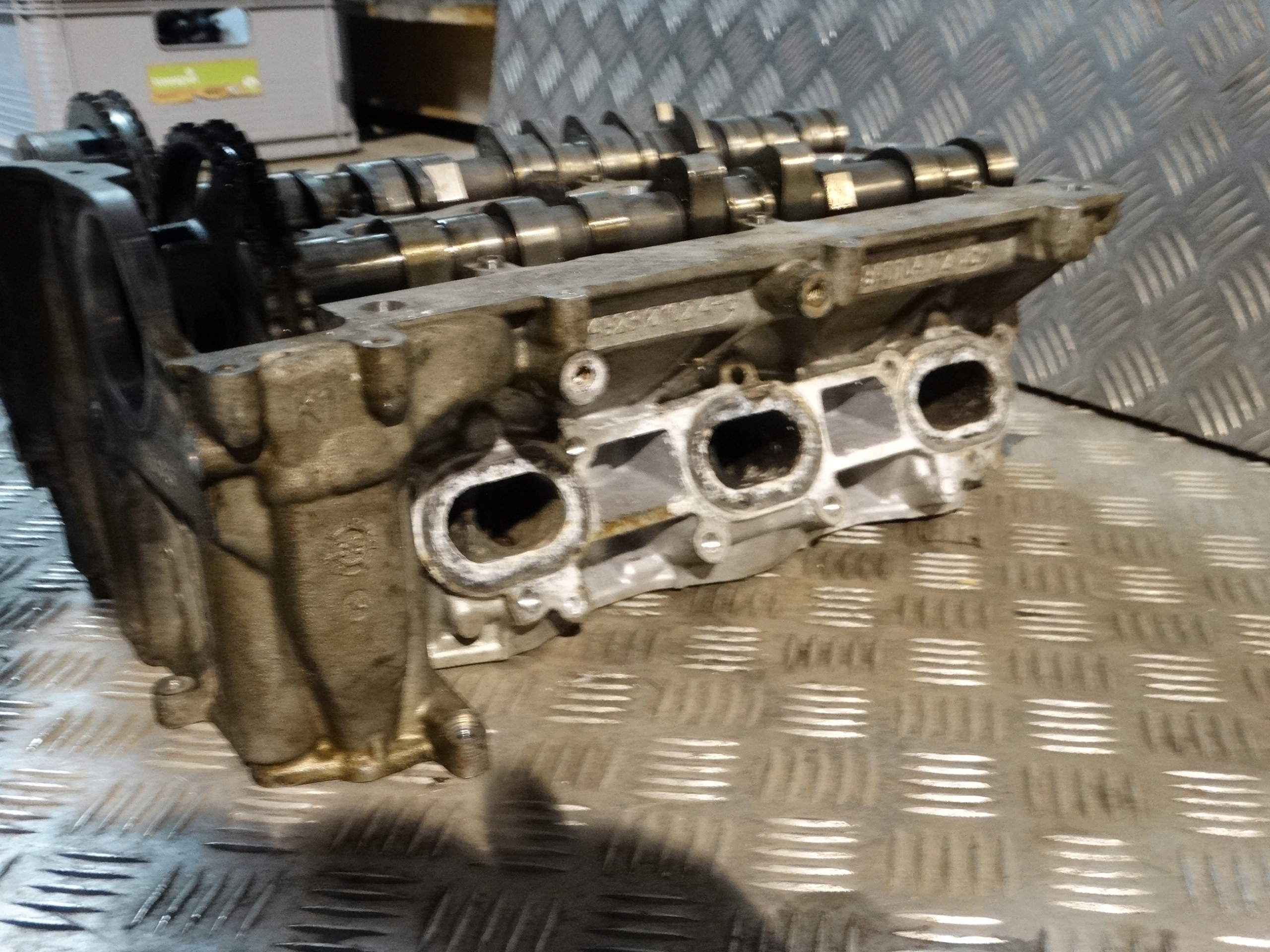 head. right KPL.PORSCHE 991 3.8 MA103 cylinder 4-6 1