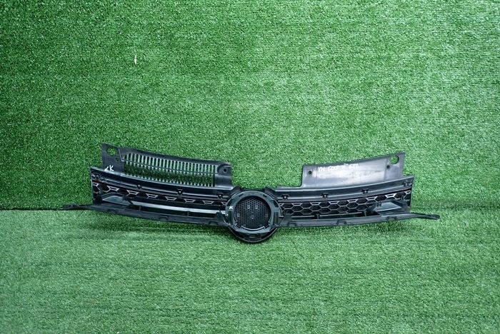 VW GOLF VI GTI Grille