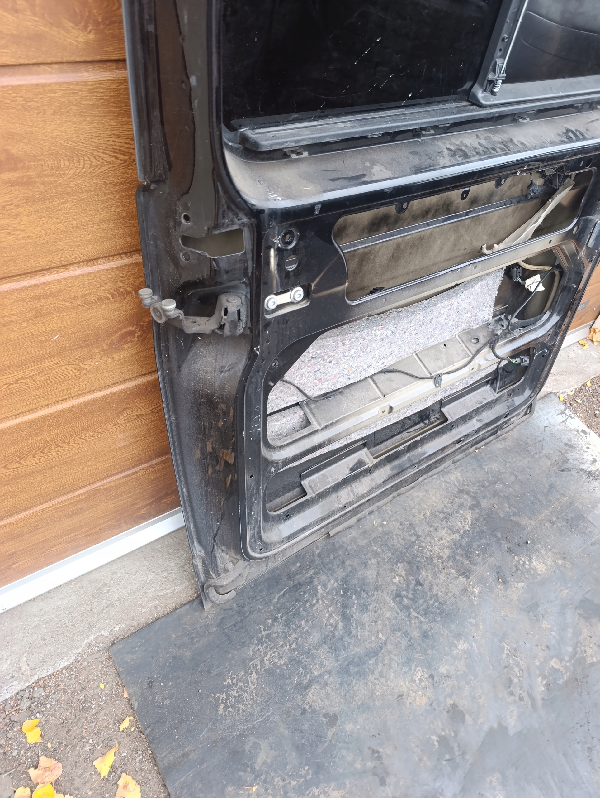 VW T5 door sliding black, LC9Z left