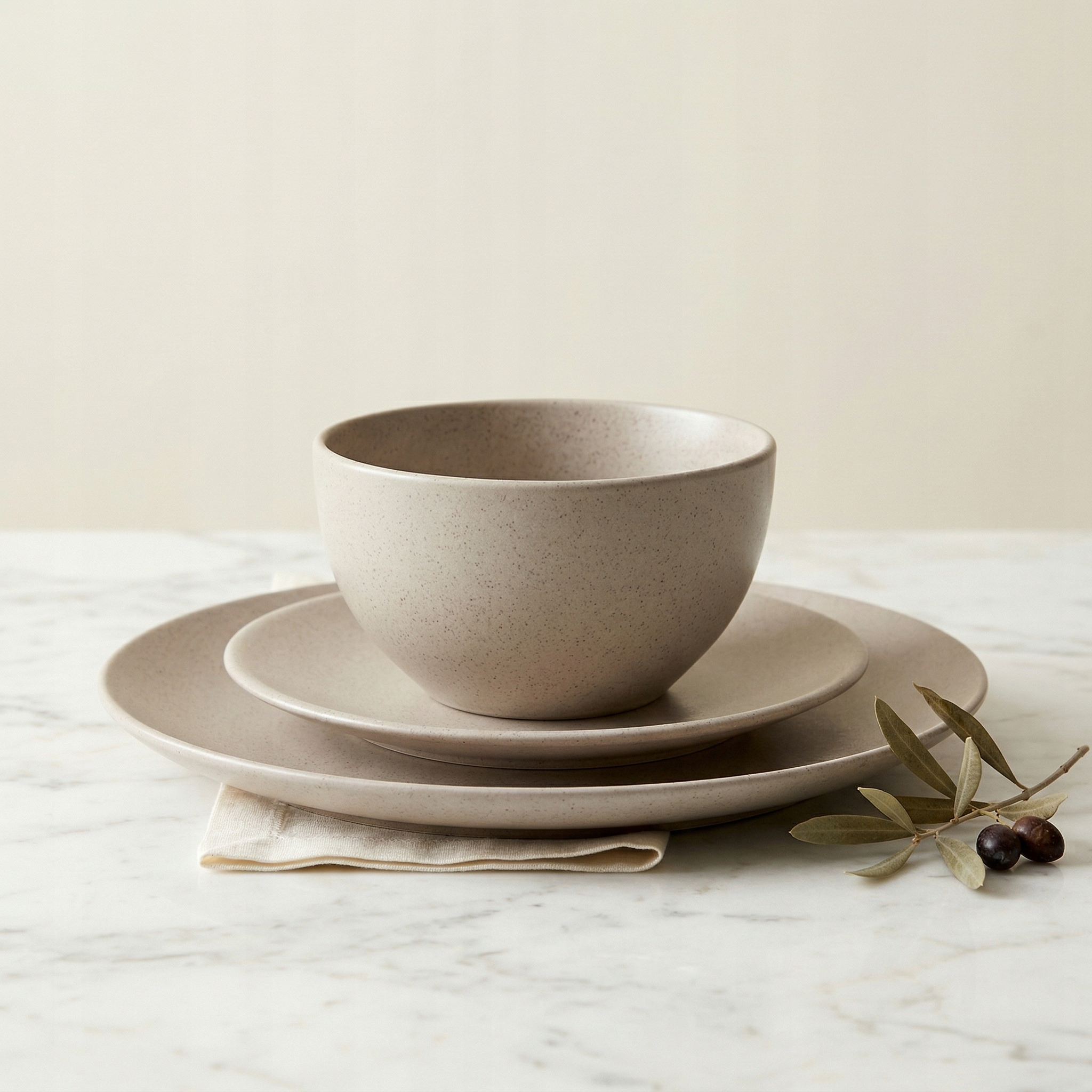 Serwis obiadowy na 6 osób ceramiczny beżowy do zmywarki z miseczkami 18el