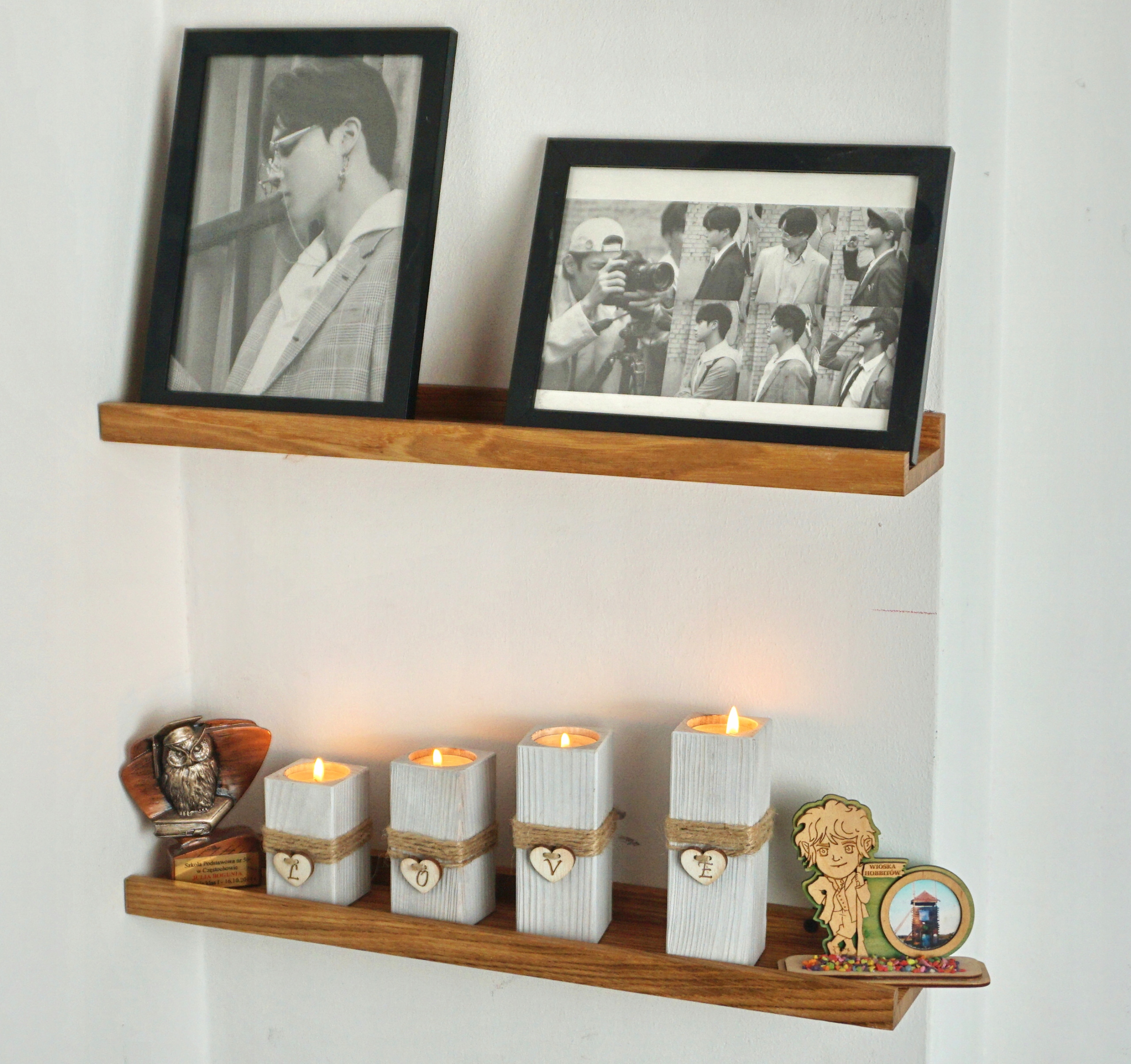 PÓŁKA ŚCIENNA WISZĄCA DĘBOWA RYNIENKA PROFIL U LITE DREWNO DĄB OLEJOWANA 60 Kolor mebla dąb