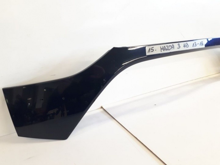MAZDA 3 2013 LISTWA BLENDA KLAPY TYŁ Typ samochodu Samochody osobowe