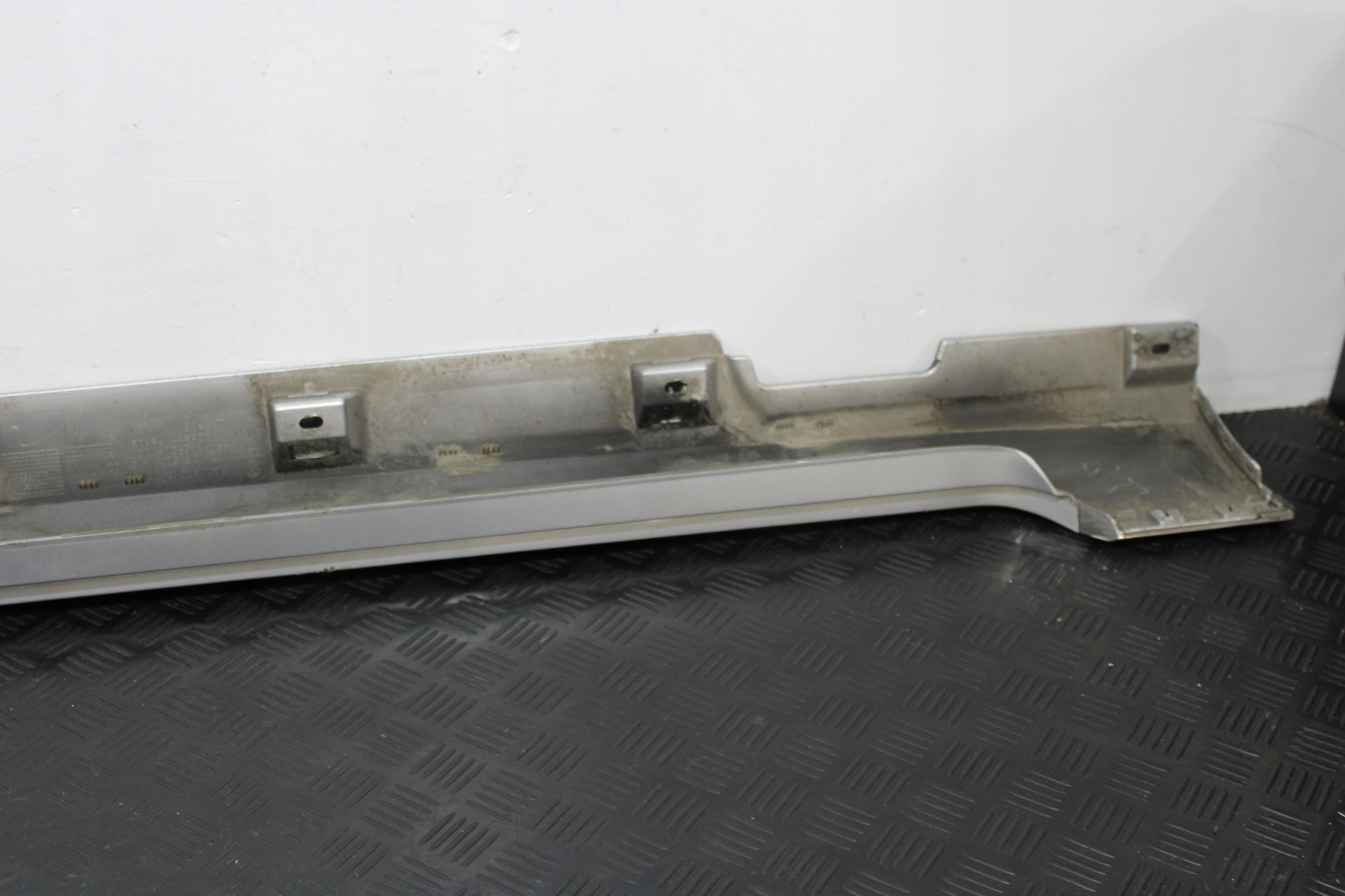 cap threshold threshold left 3G0853857F VW PASSAT B8 3G0 3G9