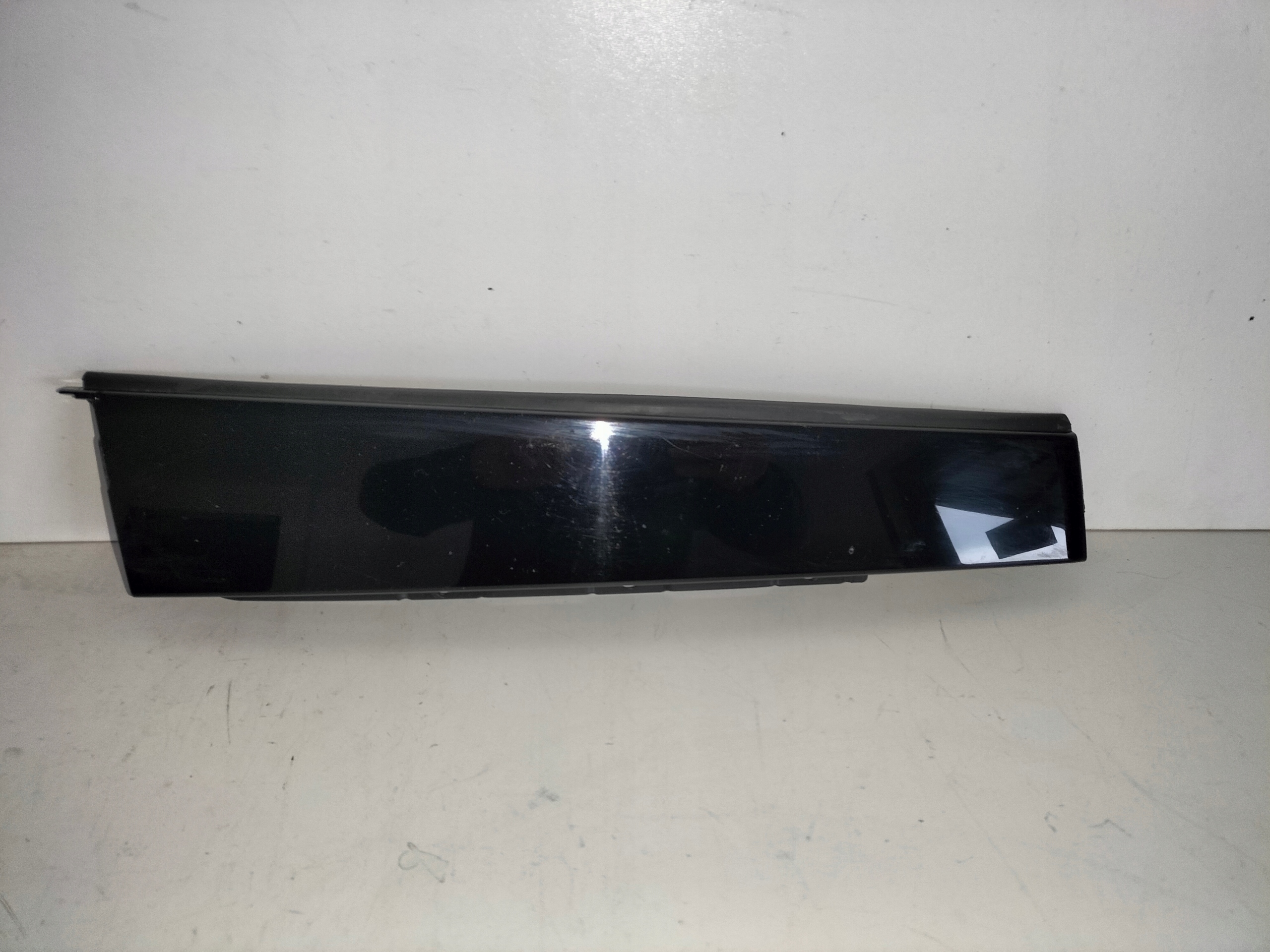 moulding cap door rear part left AUDI A3 8V 12- HB