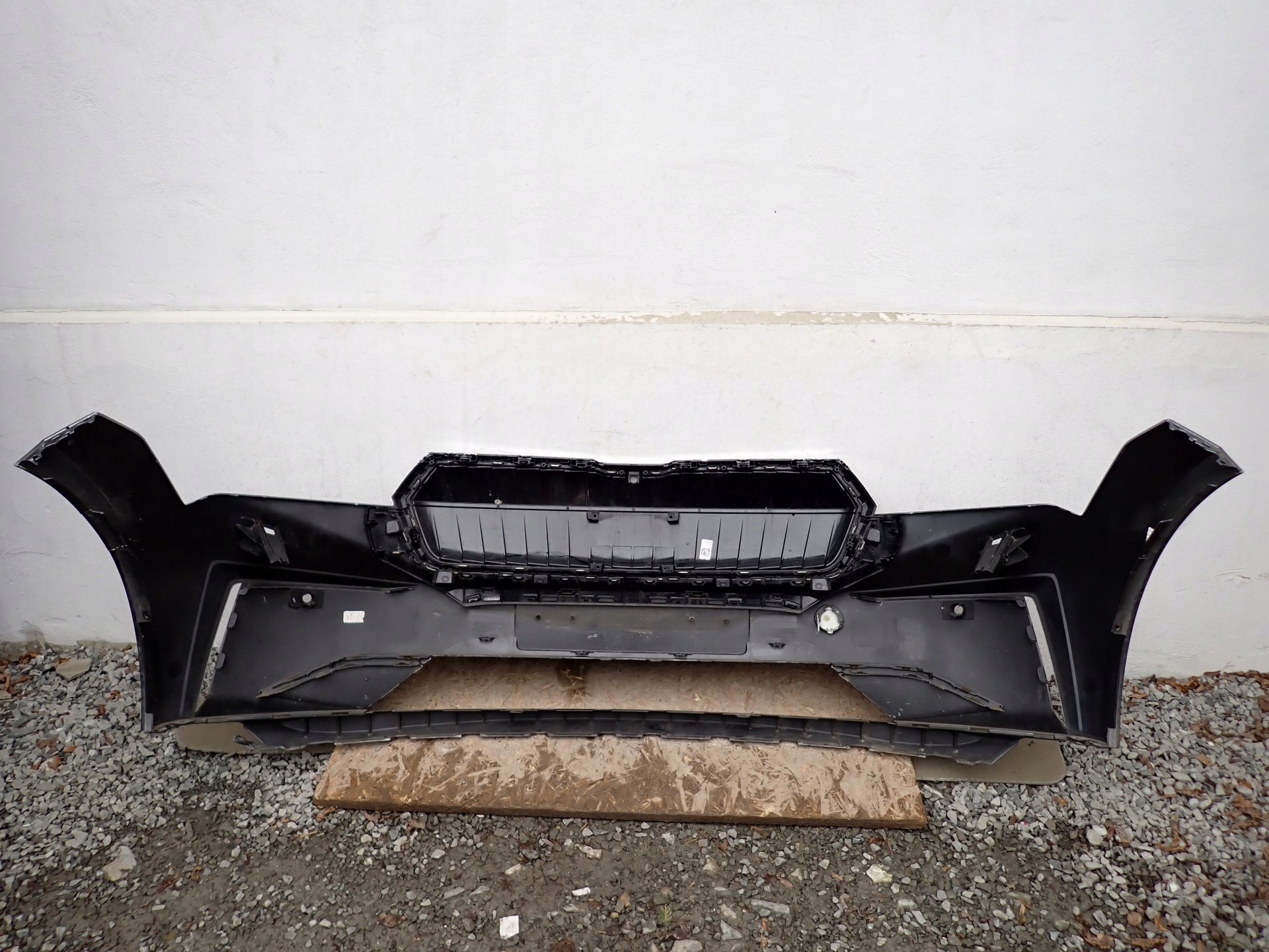 bumper front front SKODA ENYAQ EV 5AC 5LA 2021