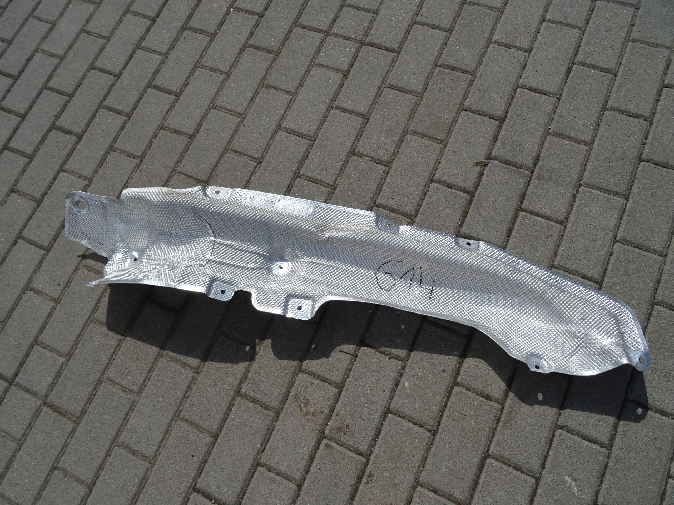 BMW 8 G14 теплозахисний екран 74730211