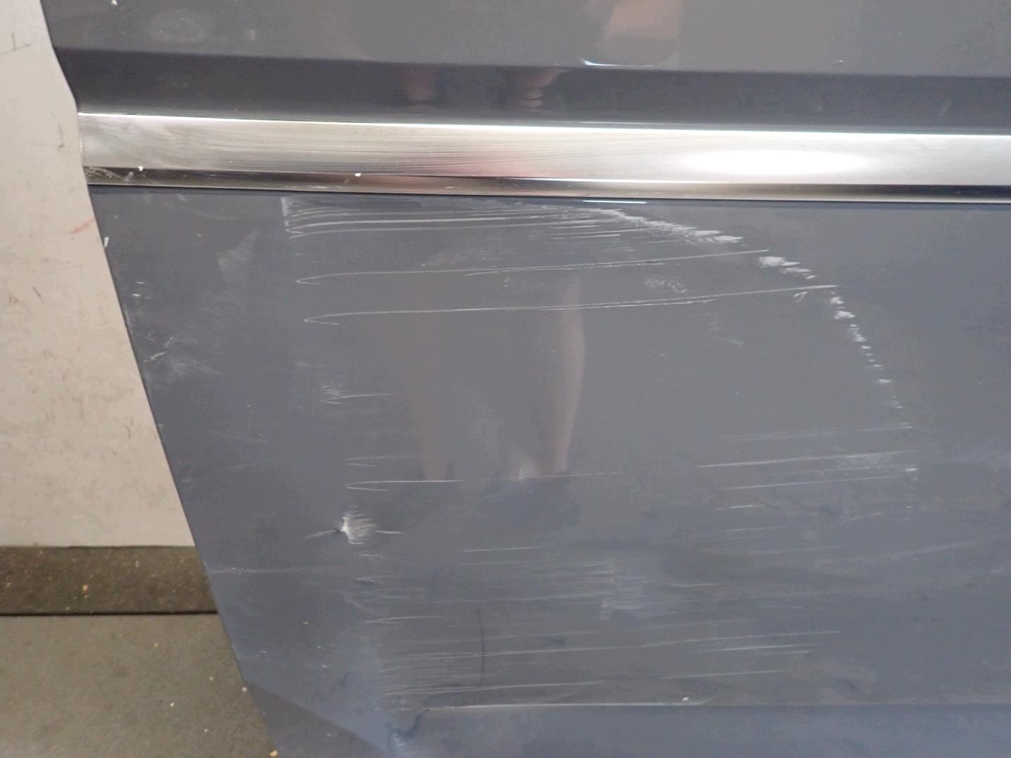 door rear part rear. right sliding VW T7 2021