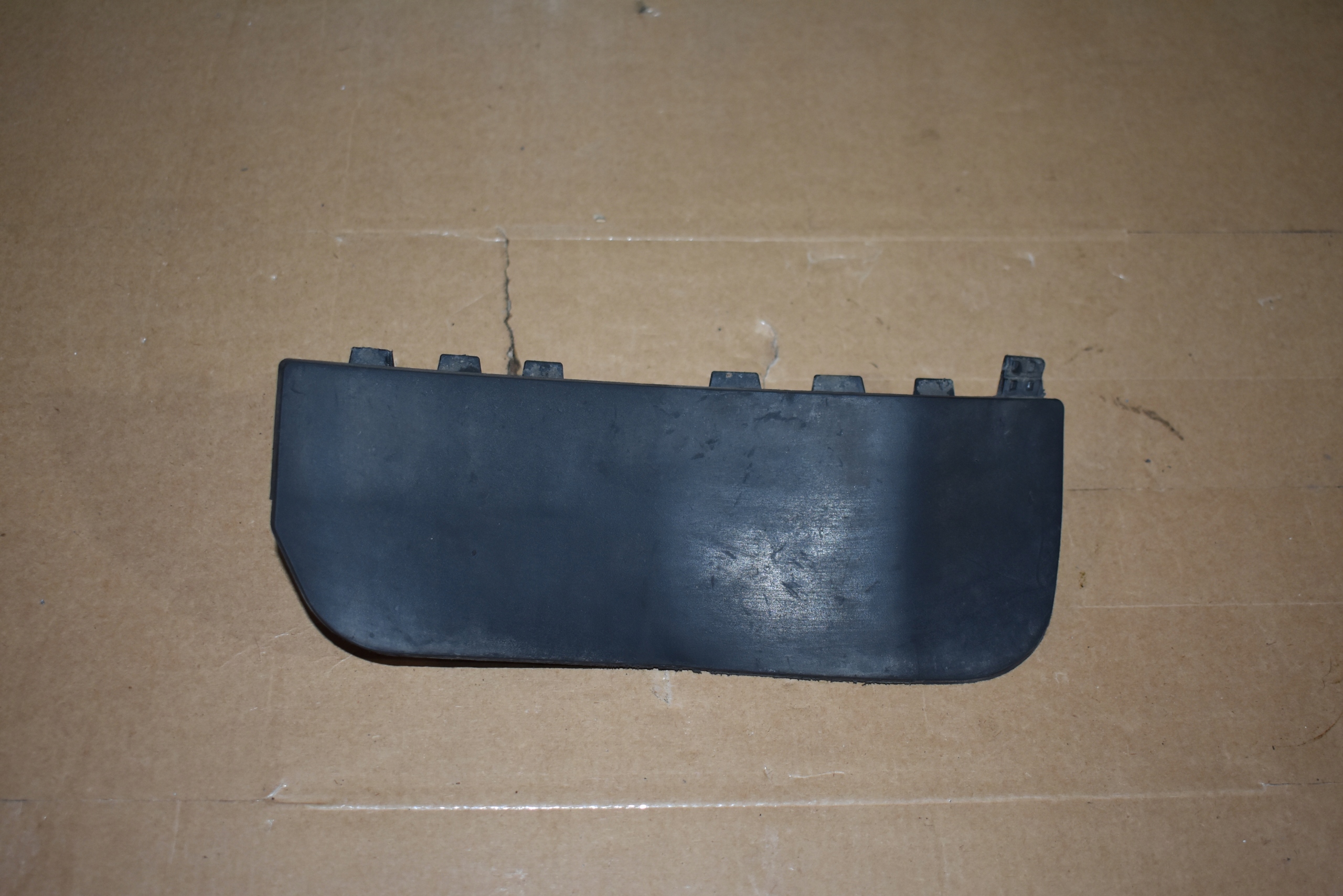 mudguard flap right rear part PORSCHE PANAMERA 971 1