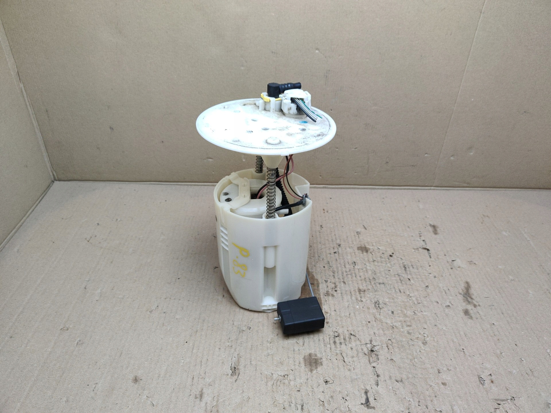 feed pump Toyota Sienna 3 2011 77020-08050